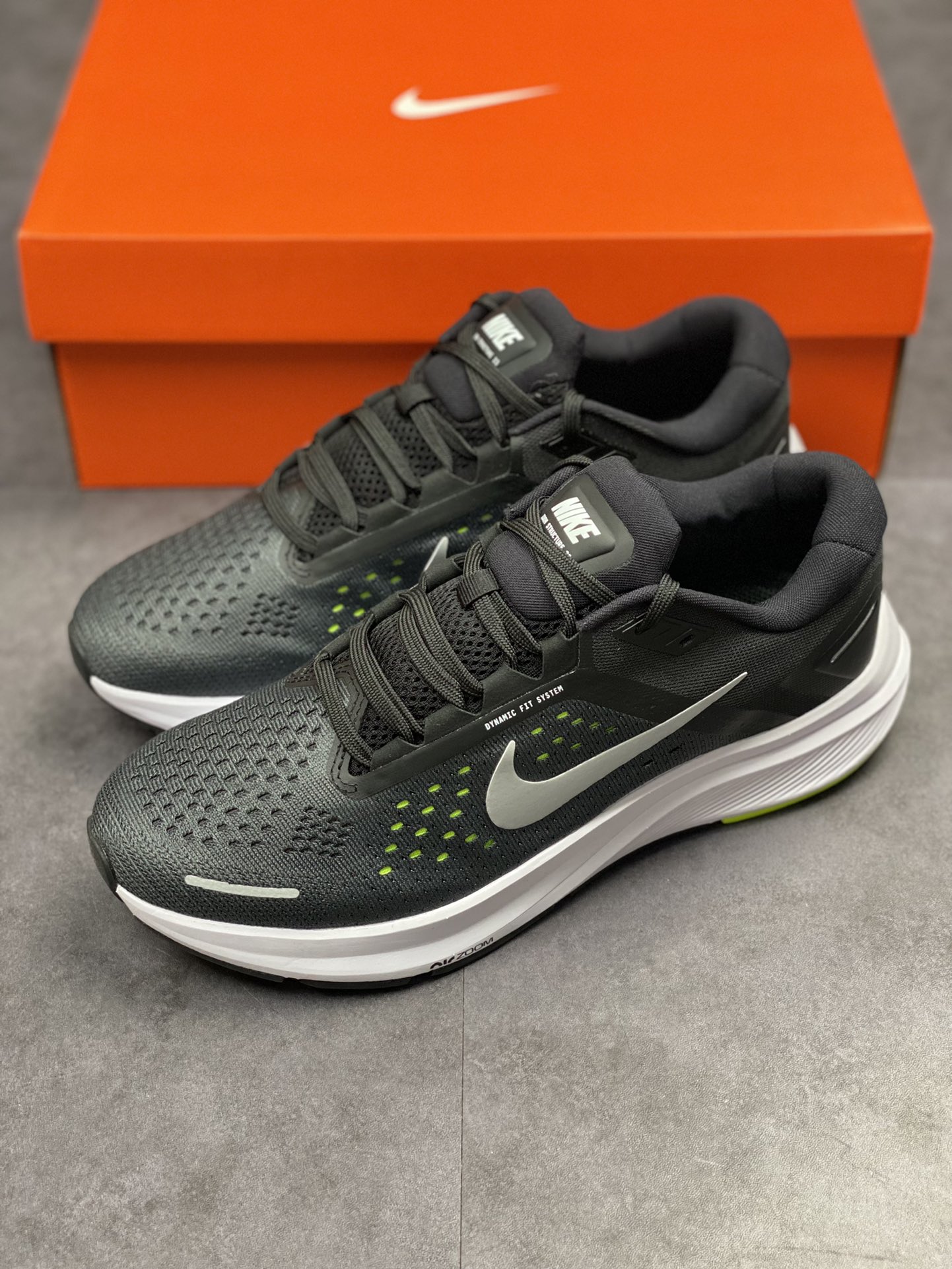 Nike Air Zoom Structure 登月 23代 网面透气跑鞋 CZ6720-010