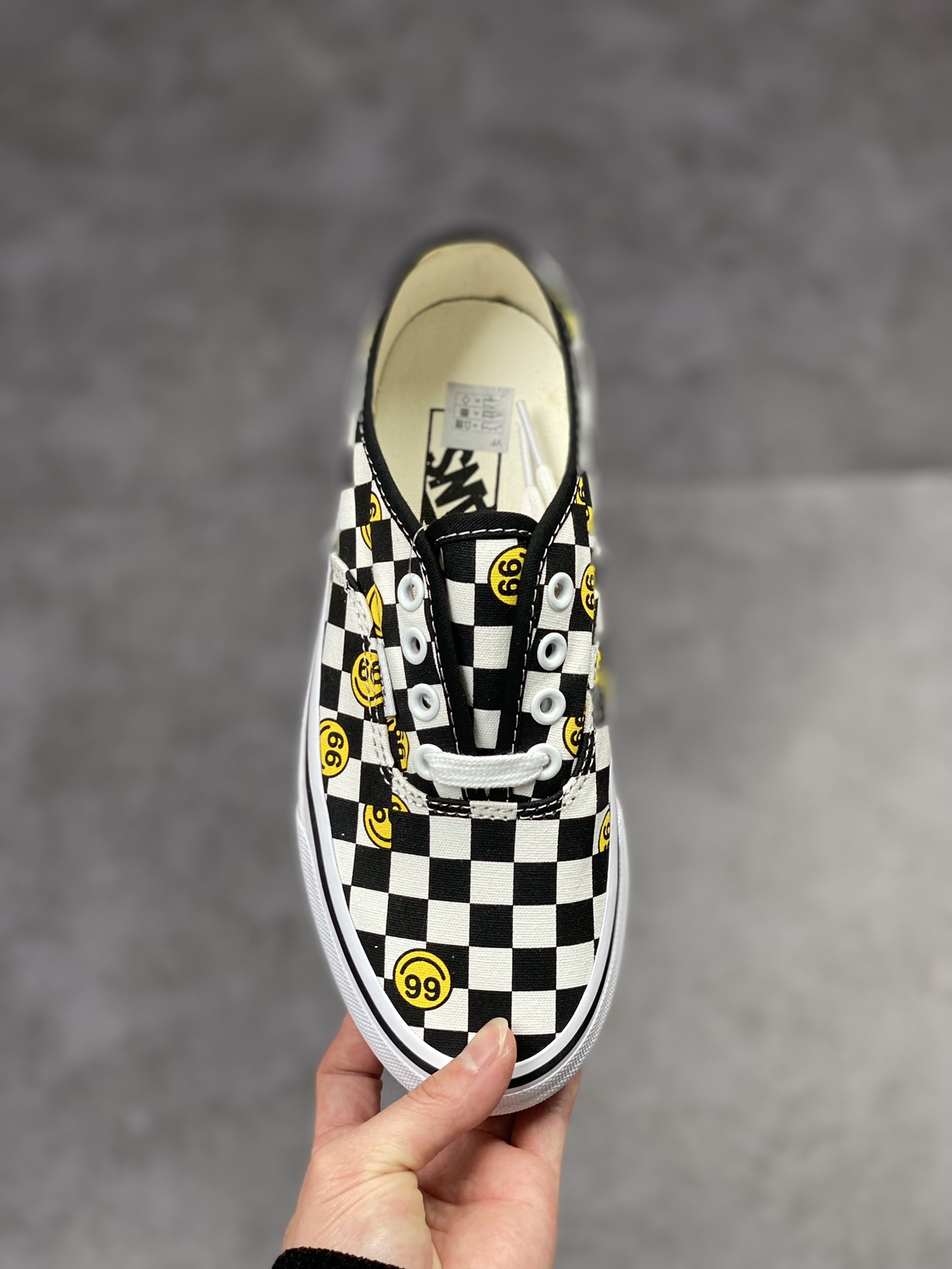 Vans official Authentic black and white checkerboard 66 smiley print men's shoes women's shoes canvas shoes VN000EE3BP9