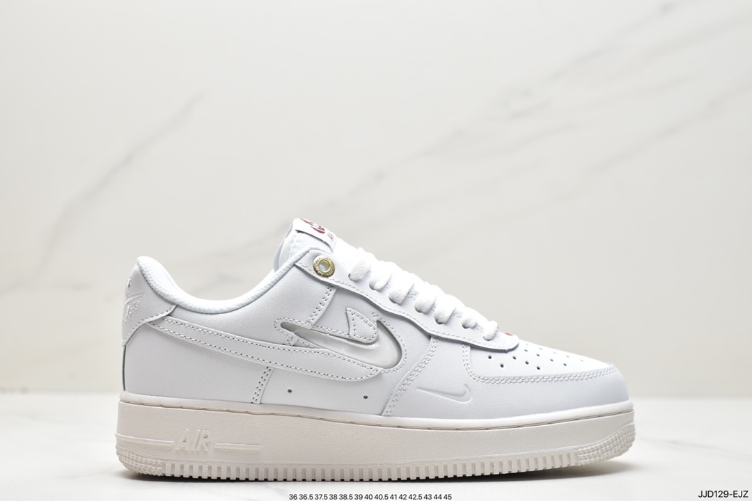 Nike Air Force 1 Low ’07 PRM 40周年 米色 空军一号低帮运动休闲板鞋 DQ7664-100