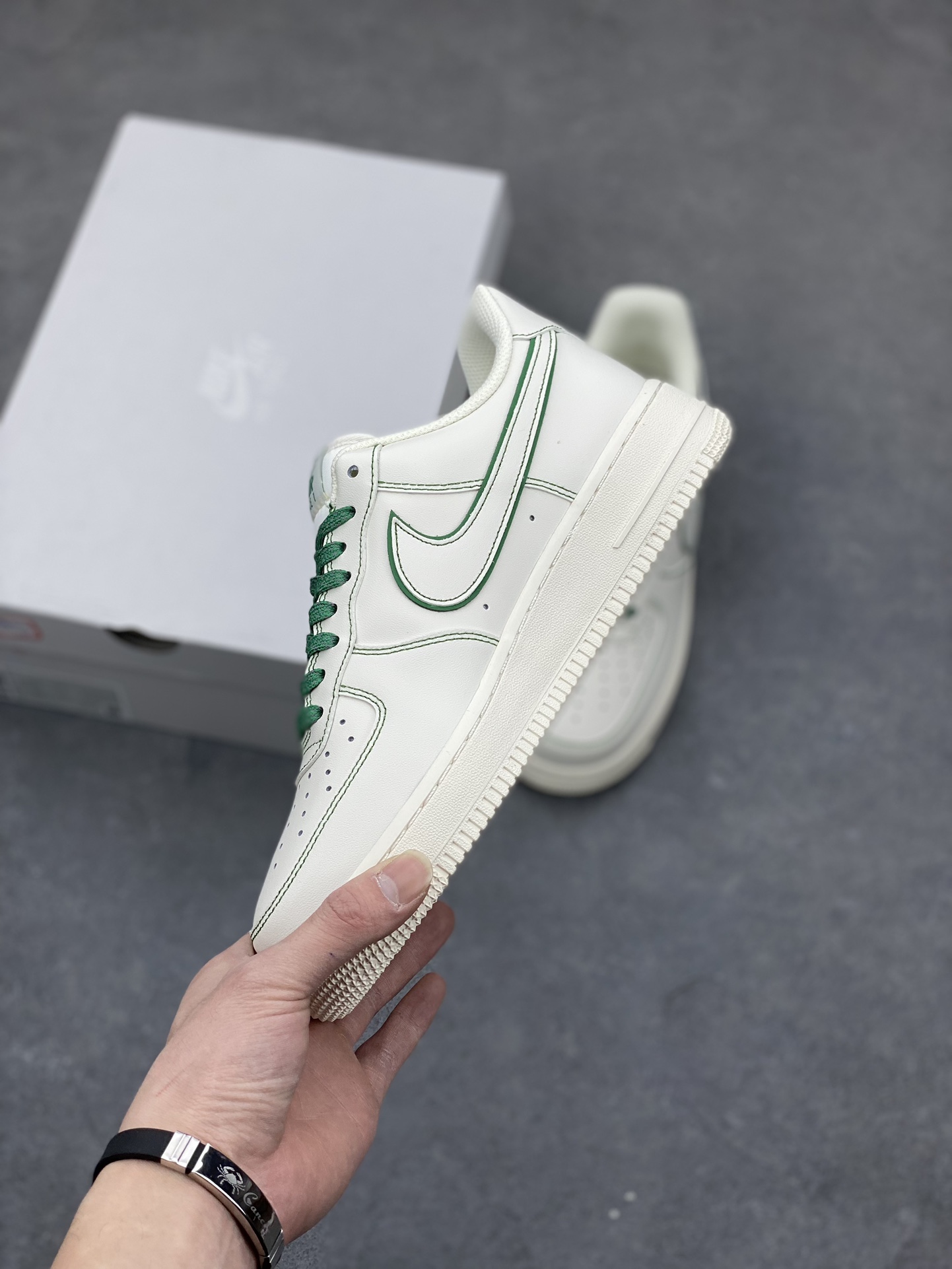 Nike Air Force 1 Low '07 'Hare' White Green Casual Sneakers 4 i1678567379 7425 2
