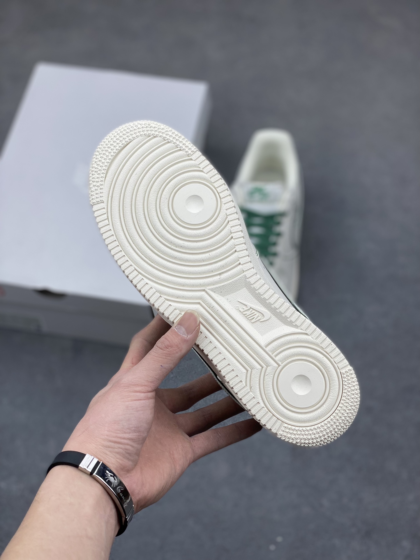 Nike Air Force 1 Low '07 'Hare' White Green Casual Sneakers 7 i1678567379 8592 5