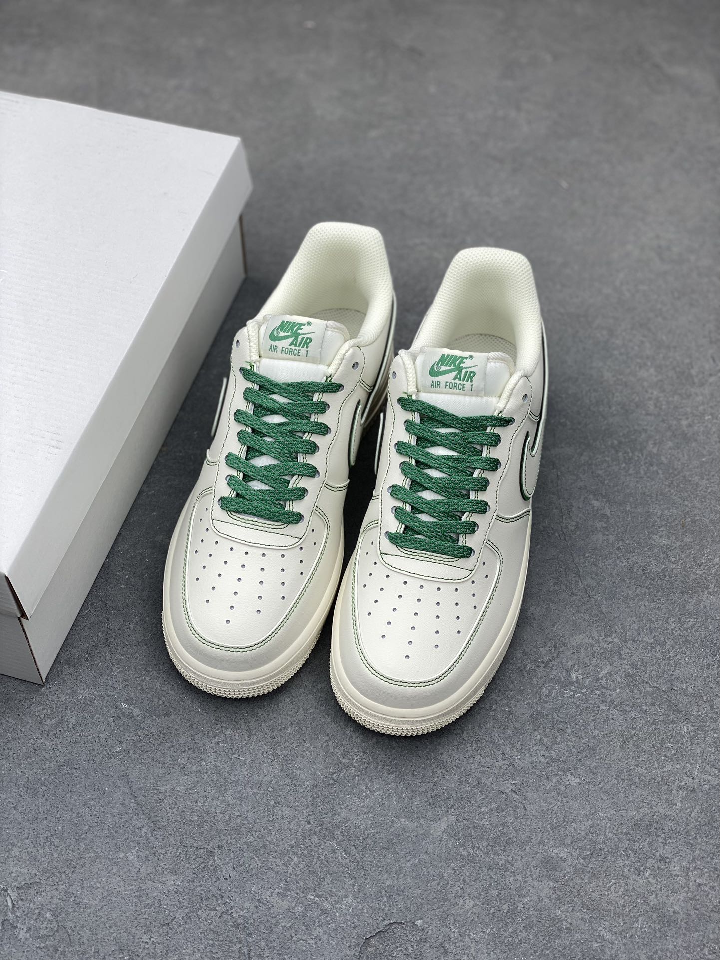 Nike Air Force 1 Low '07 'Hare' White Green Casual Sneakers 9 i1678567379 8619 7