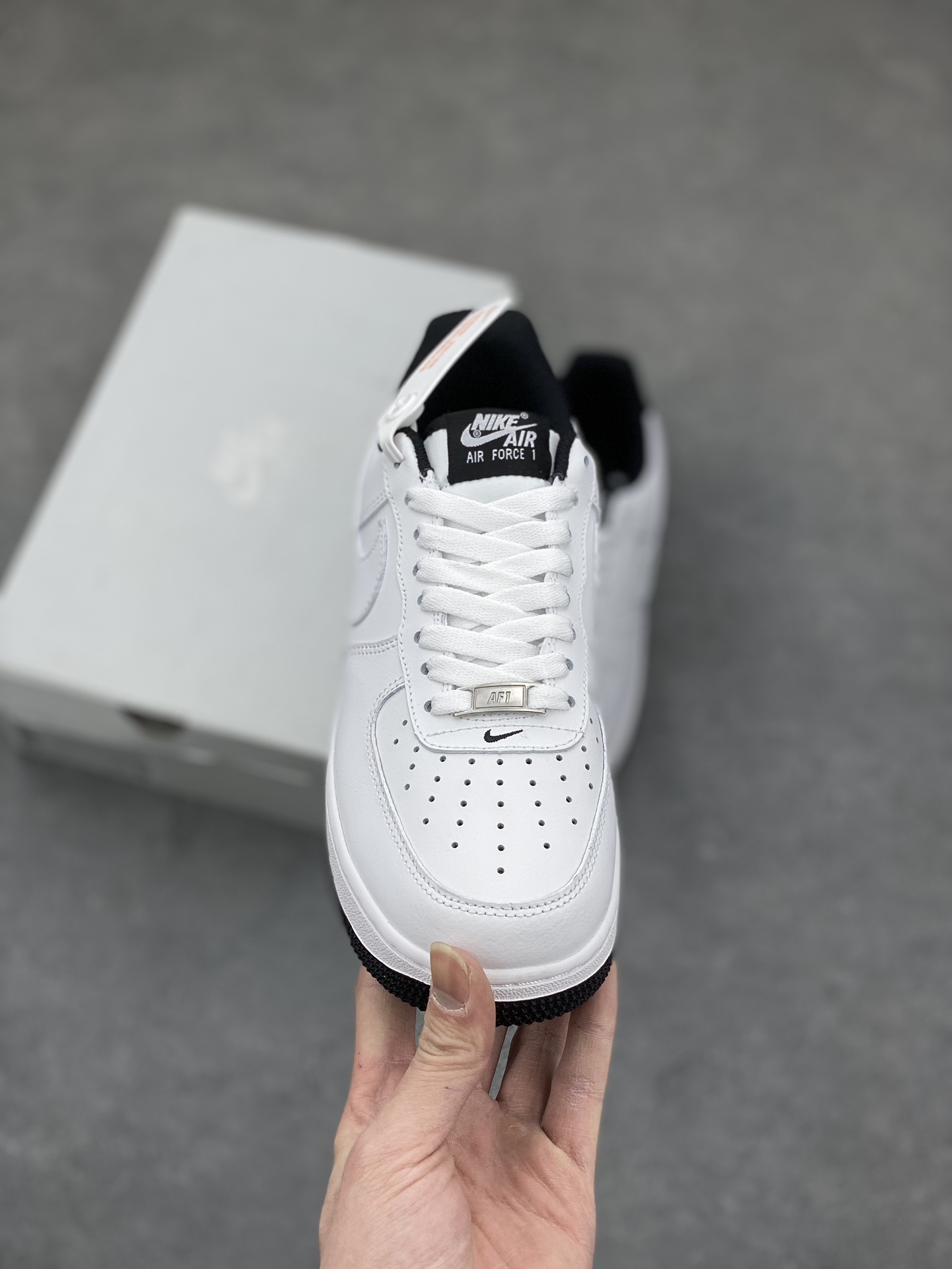 Nike Air Force 1 '07 Black Bottom: Iconic Style, Ultimate Comfort Sneakers 3 i1678568790 2896 1