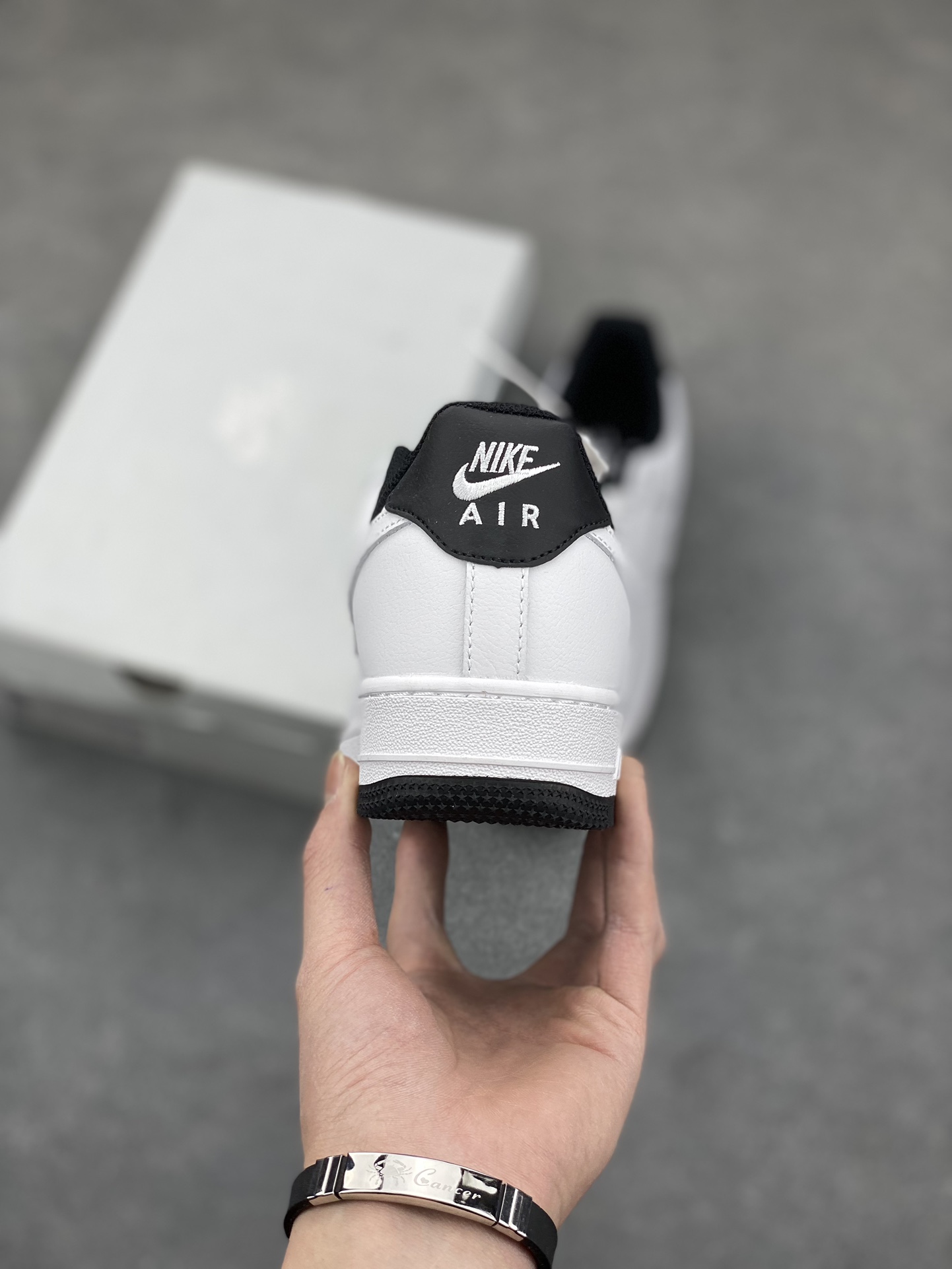 Nike Air Force 1 '07 Black Bottom: Iconic Style, Ultimate Comfort Sneakers 5 i1678568790 5051 3