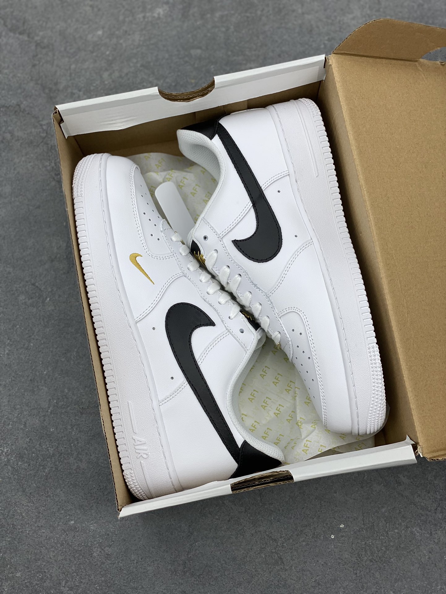 Nike Air Force 1 Low Premium White Black Khaki Jewel Swoosh Sneakers 10 i1678569825 8188 8