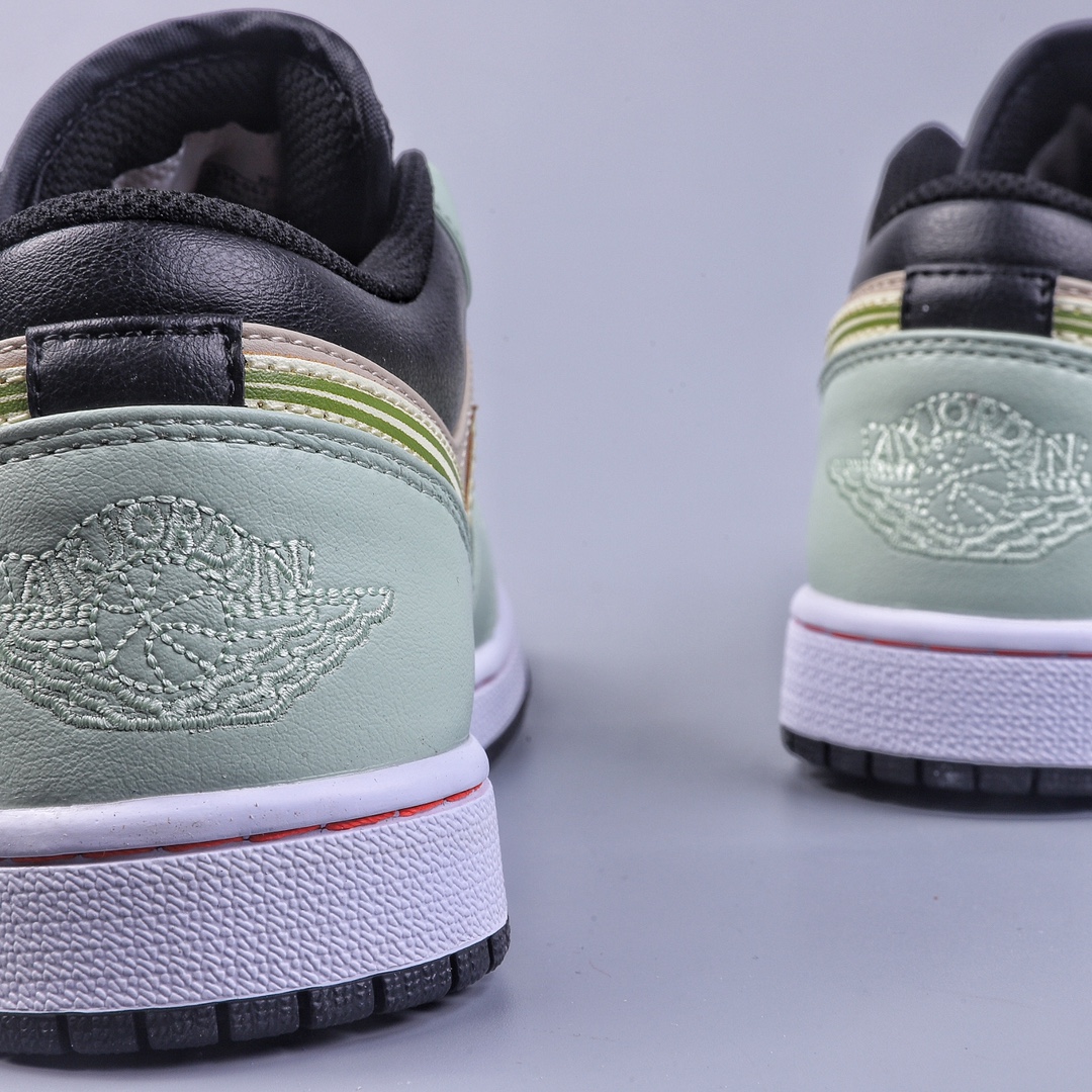 220 Air Jordan AJ1 Low 低帮系列 电玩配色 553558-062