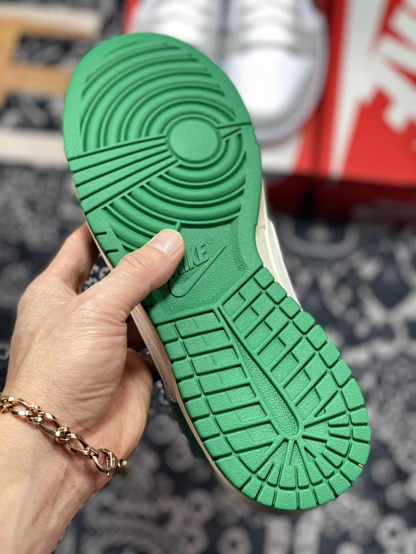 Nike SB Dunk Low”Lottery”扣篮系列低帮“白深绿黑刮刮乐钩子”DR9654-100