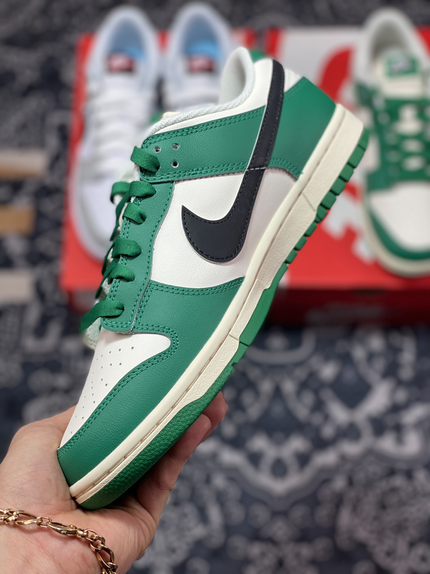 Nike SB Dunk Low”Lottery”扣篮系列低帮“白深绿黑刮刮乐钩子”DR9654-100