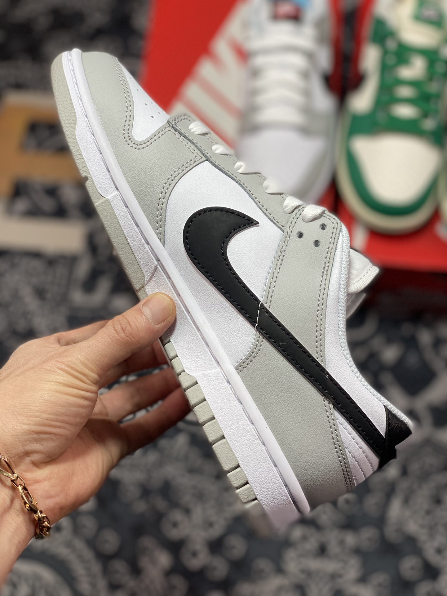 Nike SB Dunk Low”Lottery”扣篮系列低帮滑板板鞋“浅灰灰白黑刮刮乐”DR9654-001