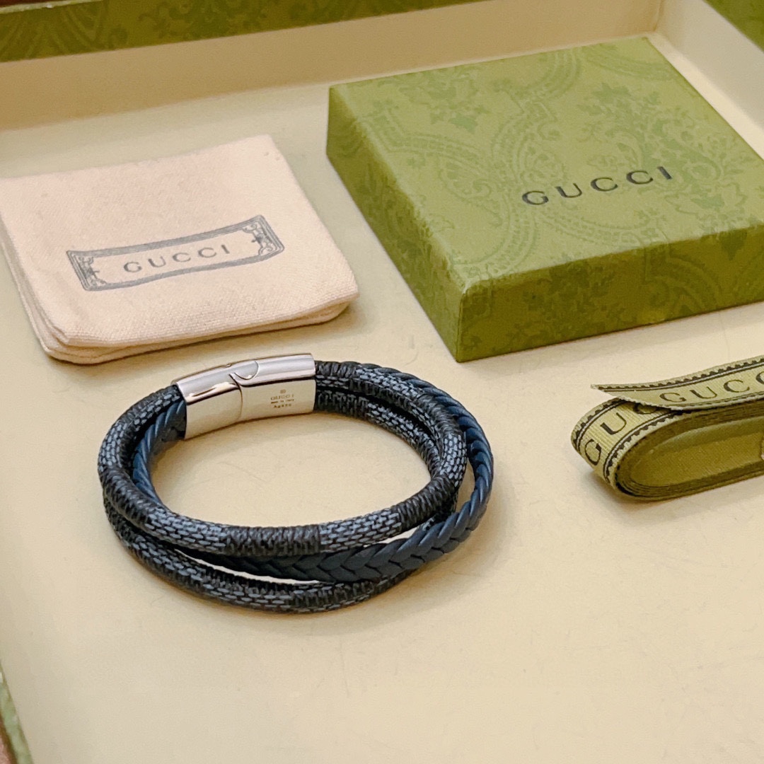 Gucci Jewelry Bracelet Cowhide Vintage