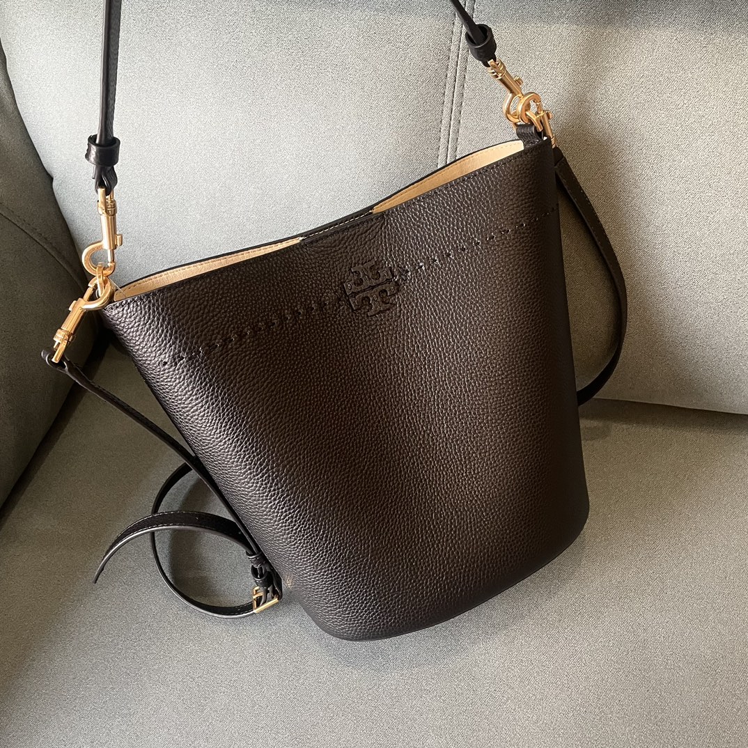 Tory Burch ～ 四色