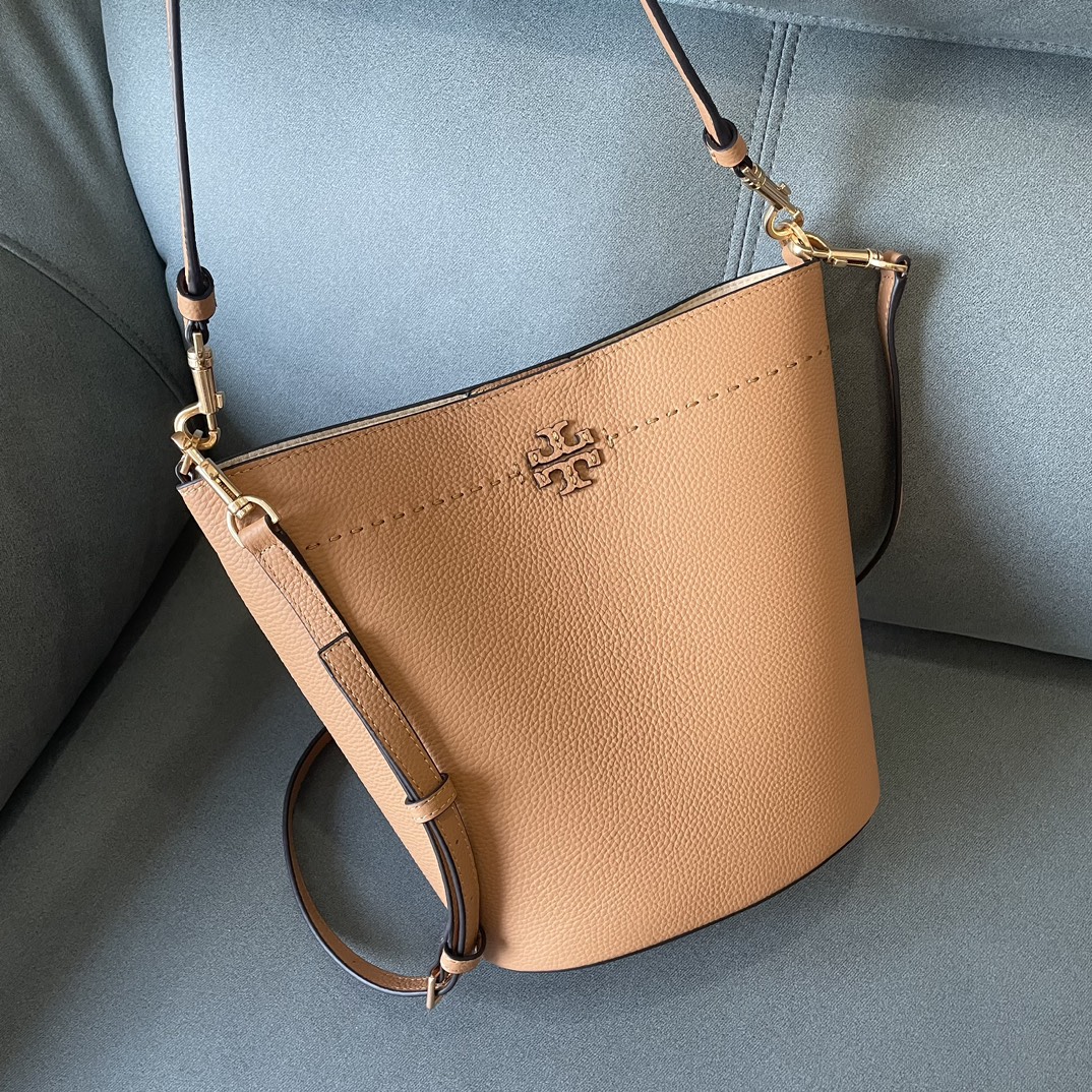 Tory Burch ～ 四色