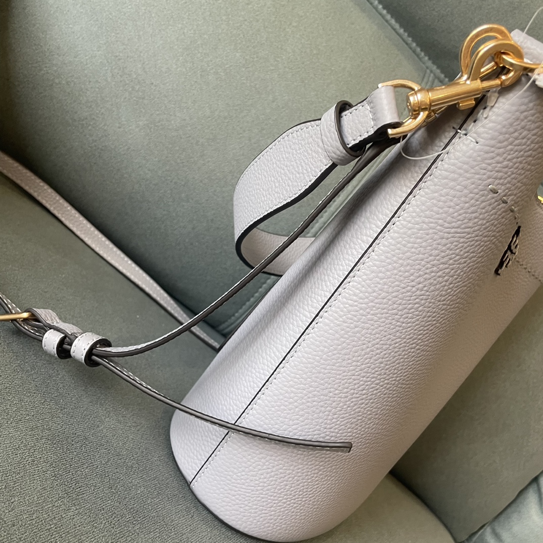 Tory Burch ～ 四色