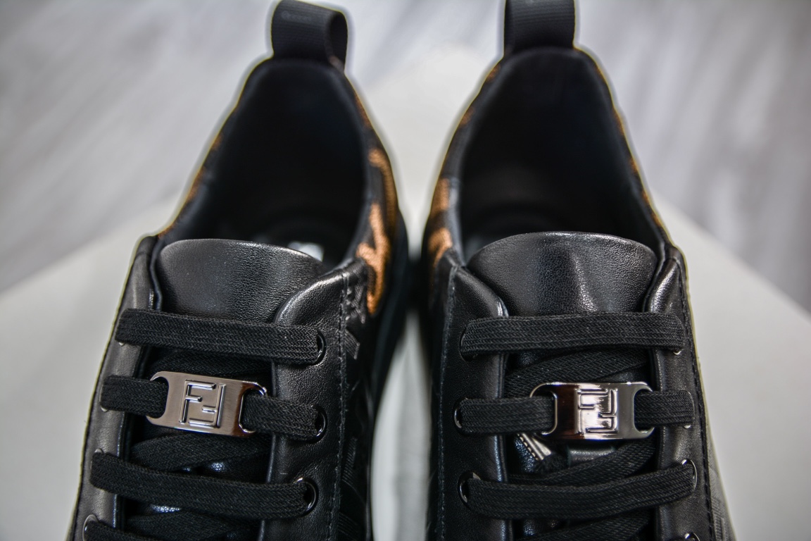 #OVERSEAS VERSION FENDI Fendi high-luxury casual sports shoes series