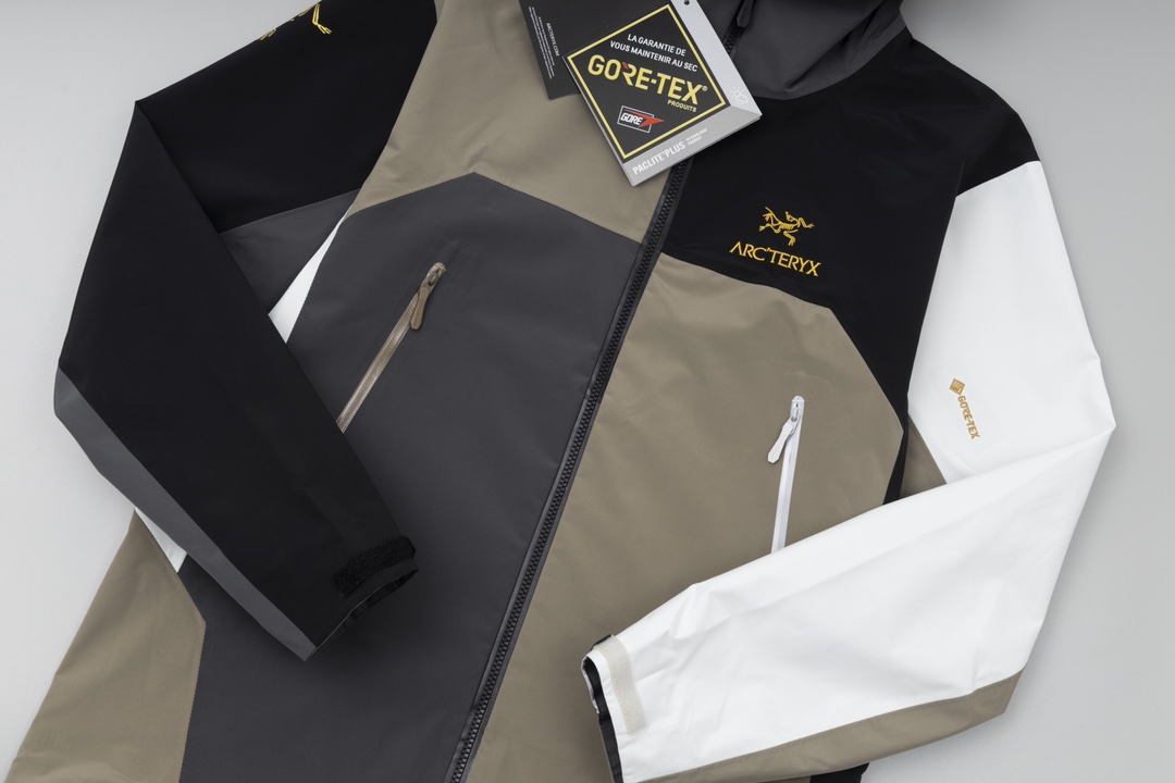 High-End Cardboard: ARC’TERYX x BEAMS BETA JACKET’s Premium Quality Exchange Holder - 图片 3