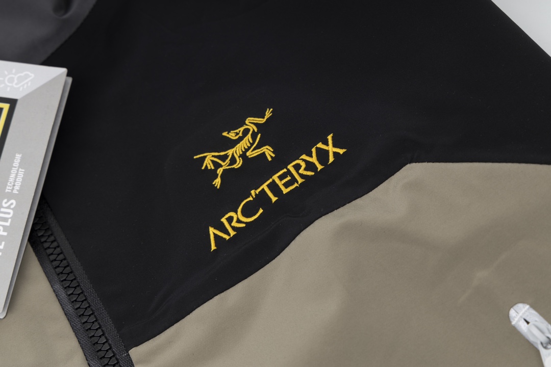 High-End Cardboard: ARC’TERYX x BEAMS BETA JACKET’s Premium Quality Exchange Holder - 图片 7