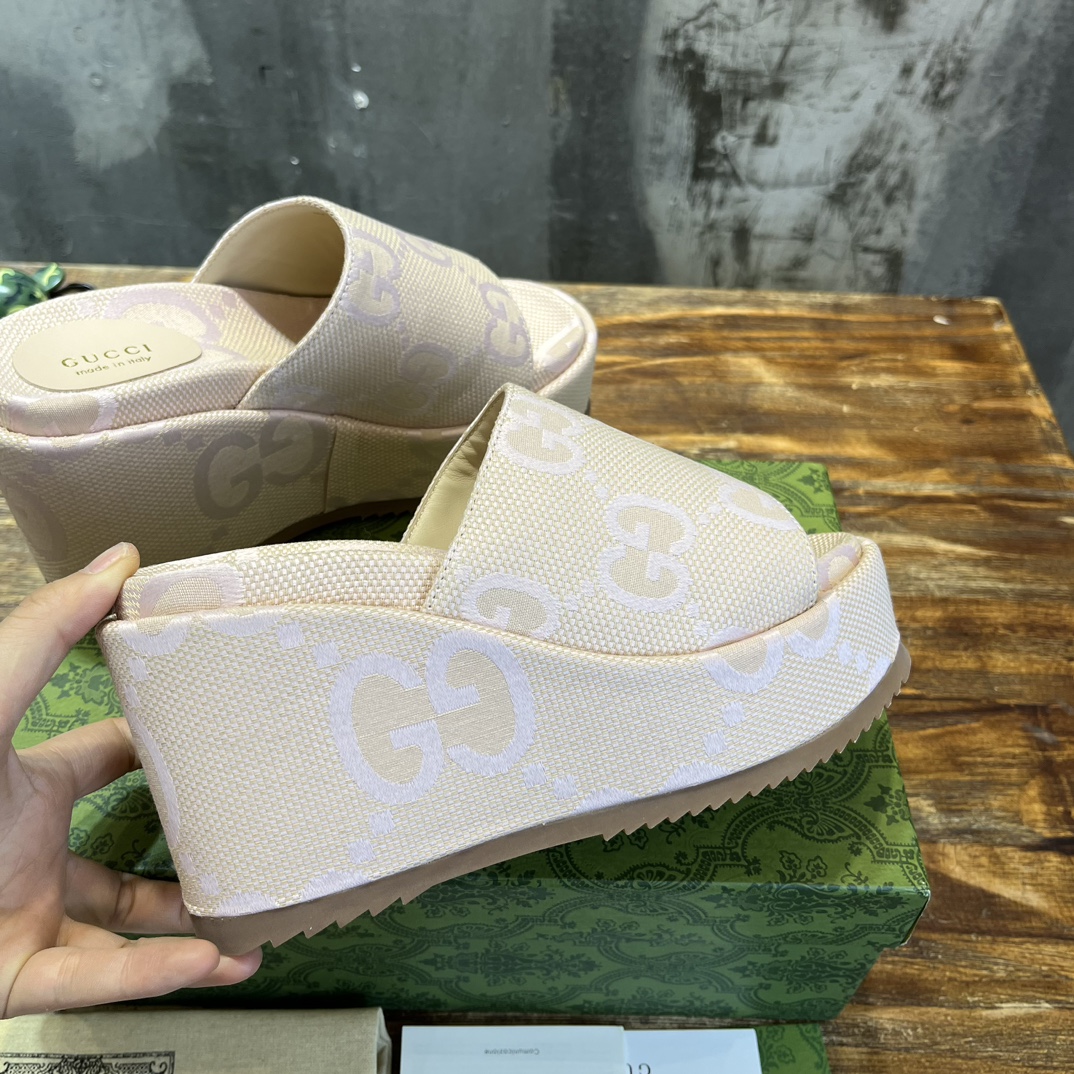 Gucci GG 坡跟防水台拖鞋