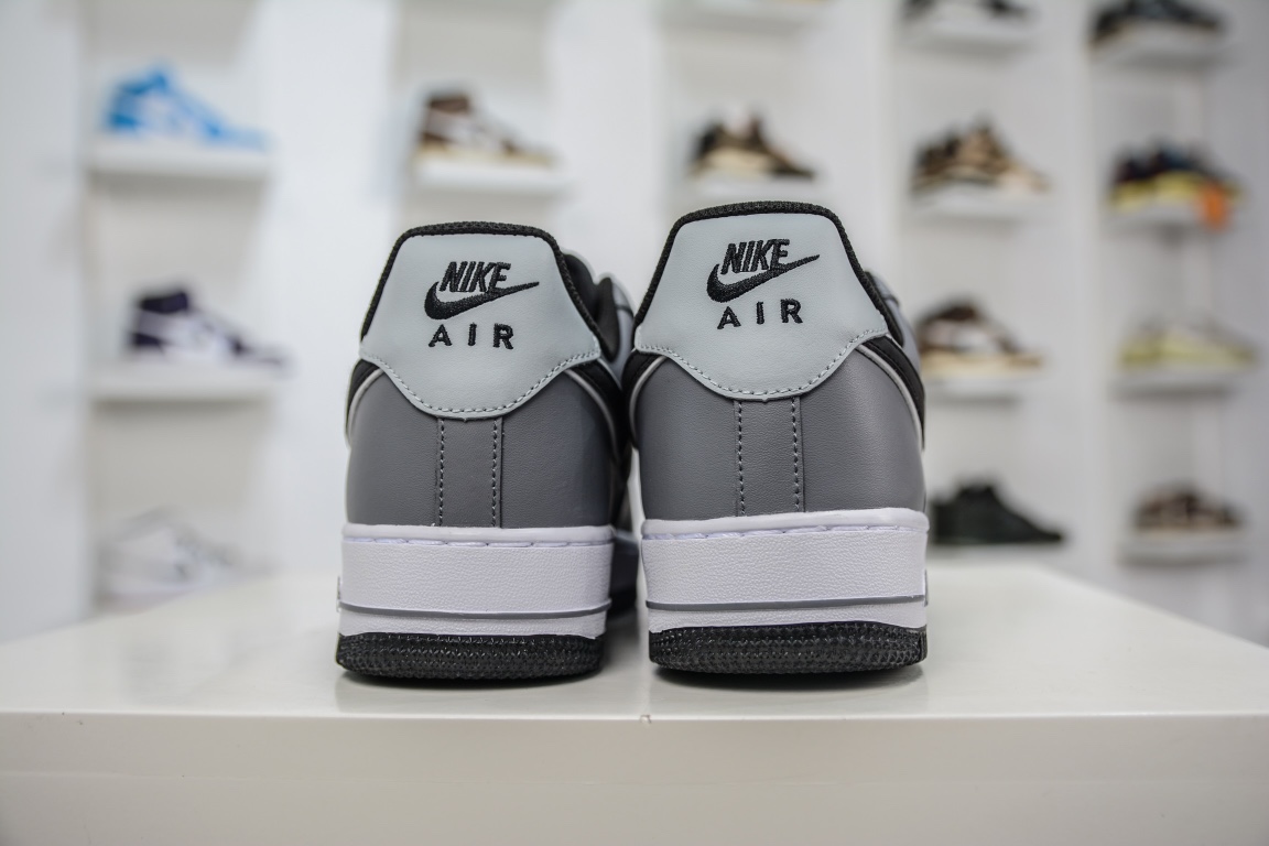 Air Force 1 '07 Low gray black original last original cardboard TP5558-756