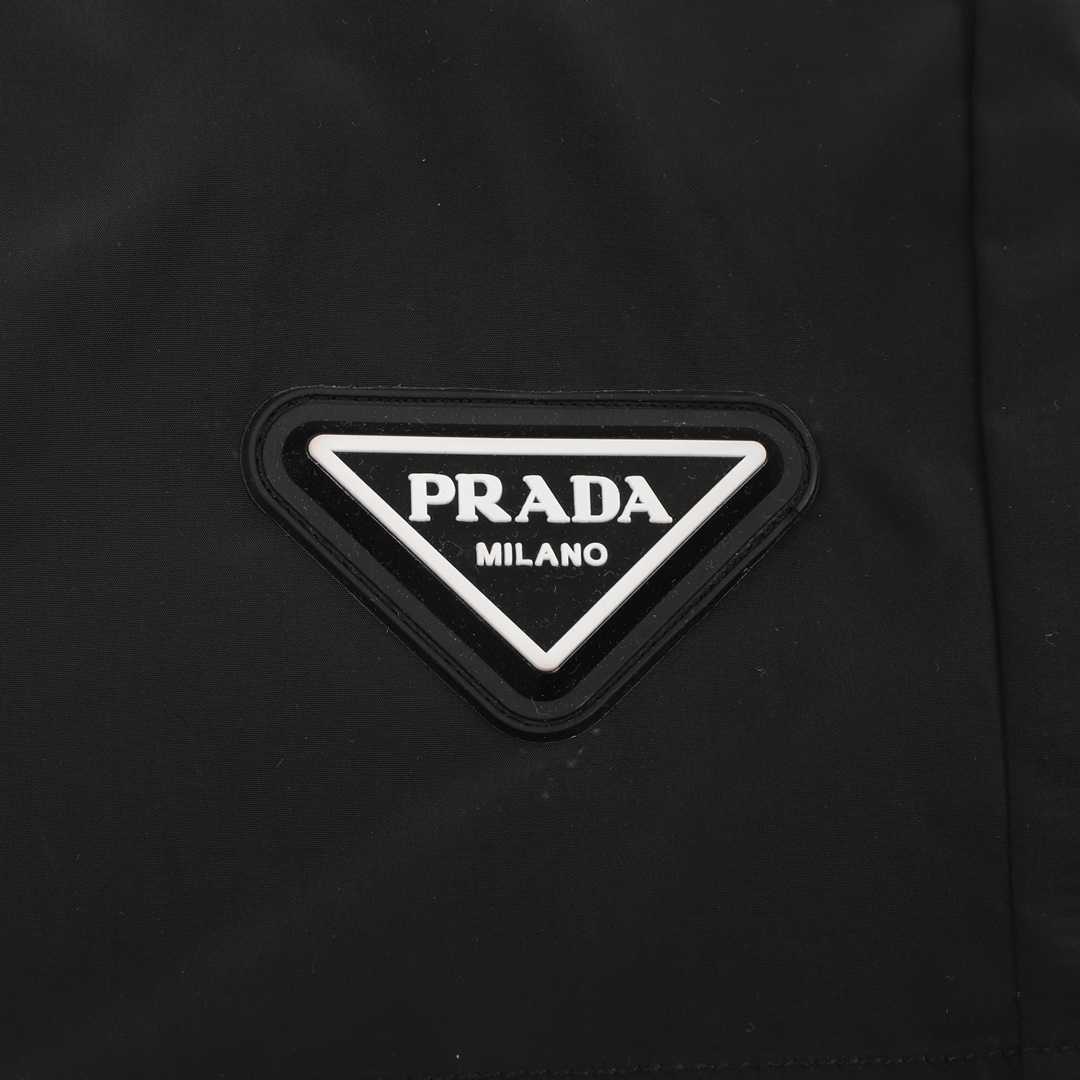 180 Prada/普拉达 三角标沙滩短裤夏季渠道限定沙滩短裤