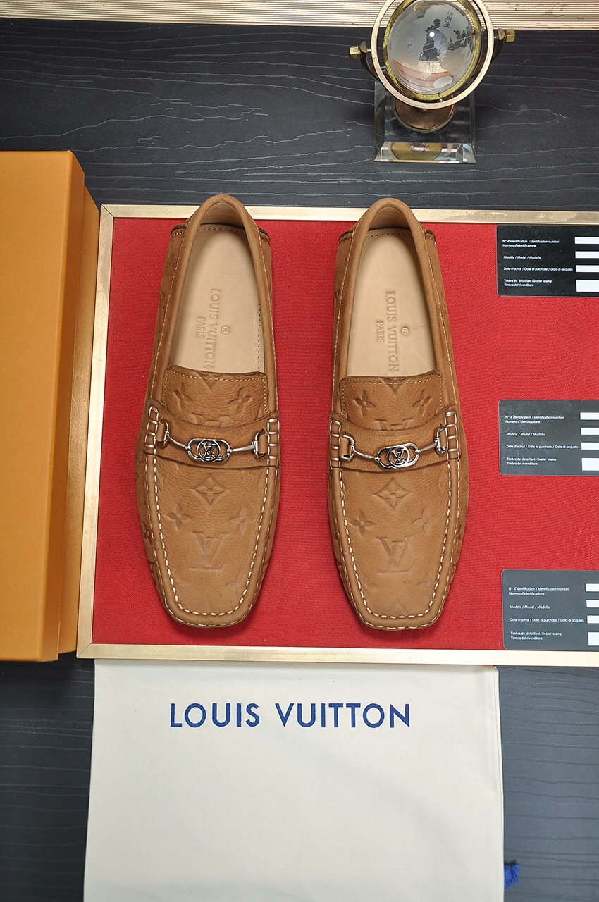 From China
 Louis Vuitton Shoes Moccasin Cowhide