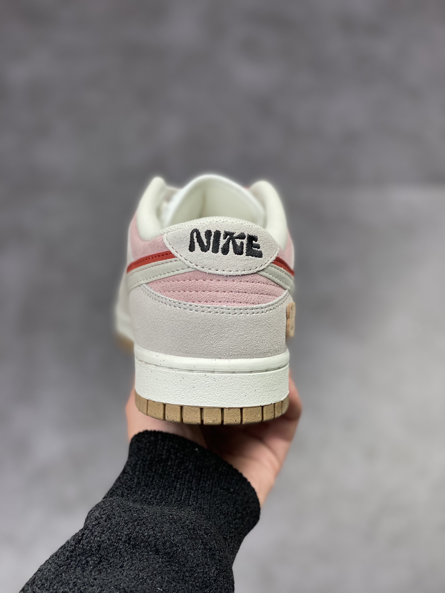 180 Nike SB Dunk Low SE 2023兔年限定 DO9457-117