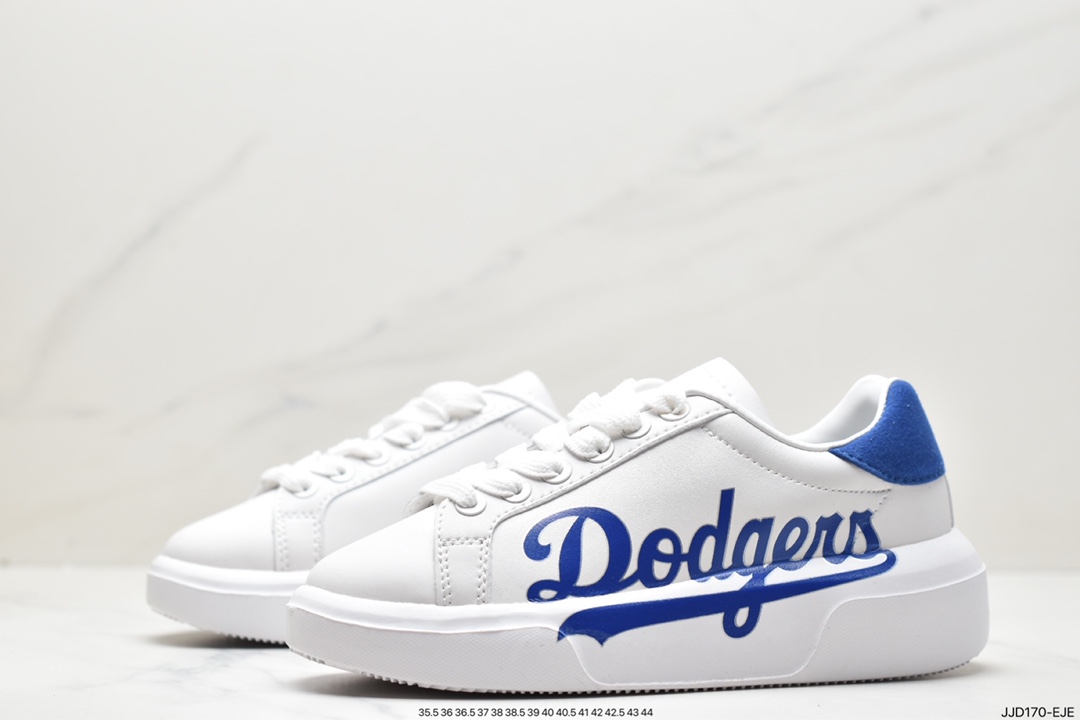 The sports brand of MLB Korea F&F uses high-quality lightweight fiber transfer film leather and breathable mesh upper materials