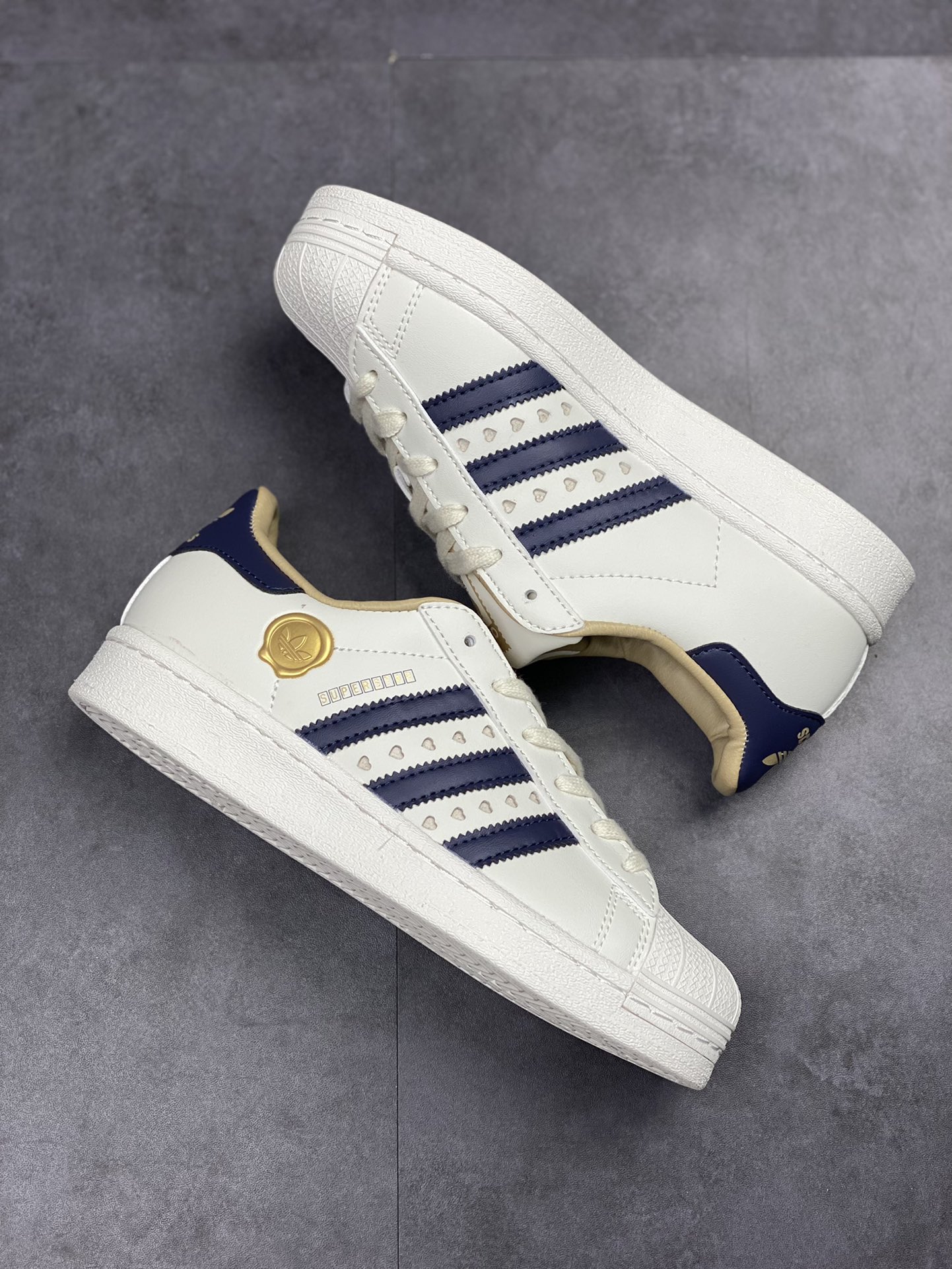 Adidas Originals SUPERSTAR W version IE6977