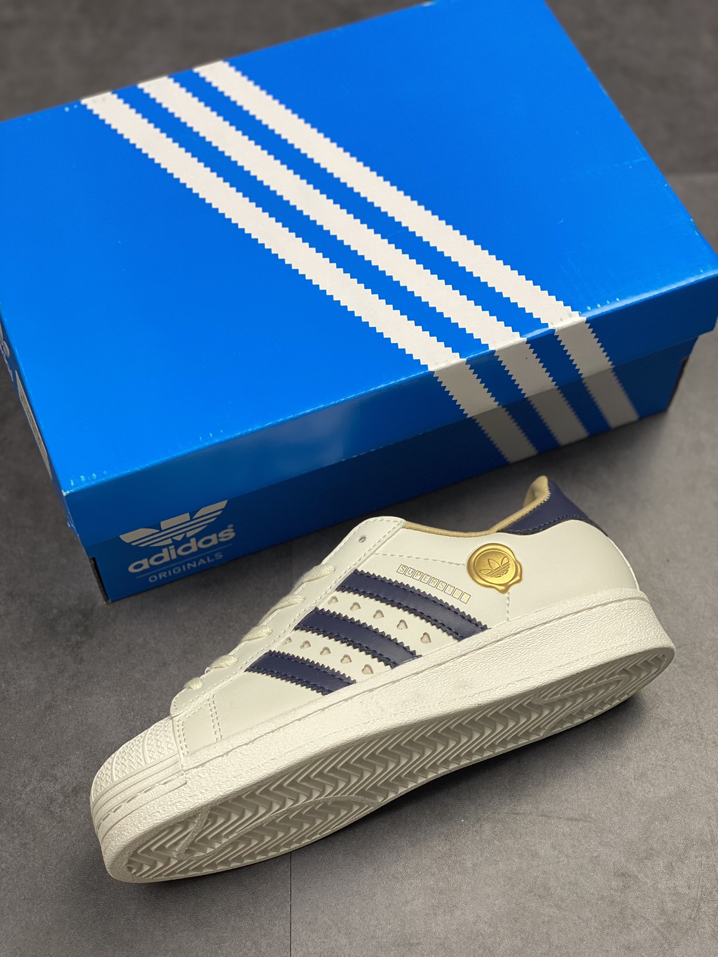 Adidas Originals SUPERSTAR W version IE6977