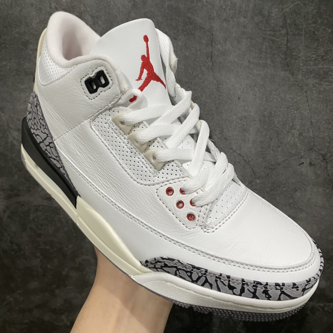 图片[3]-莞产裁片 Air Jordan AJ3 Retro复古白水泥 DN3707-100n全市场目前唯一正确版n区分于市场各大厂牌纯原n主要注意爆裂纹路为细纹路大家得物里多看看正品的爆裂纹就知道只有此版本爆裂纹跟正品最为接近，市场其他版本爆裂纹路都很粗，这也是一个鉴定点，一眼便知真假！nn原楦原纸板开发 确保原汁原味原厂皮料质感色泽绝无偏差完美中底拉帮 原厂中底钢印 原档案大底 如假白送 大底纹路气垫通透度PU的回弹性均百分百还原原厂电绣鞋舌飞人刺绣针数立体讲究精细欢迎对比正品原鞋SIZE：40 40.5 41 42 42.5 43 44 44.5 45 46 47.5-莆田鞋批发中心