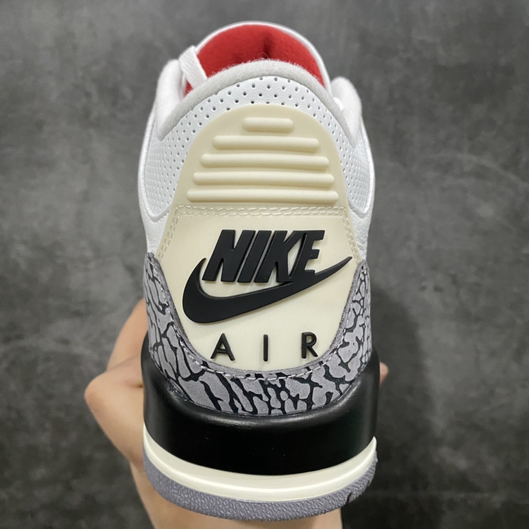 图片[4]-莞产裁片 Air Jordan AJ3 Retro复古白水泥 DN3707-100n全市场目前唯一正确版n区分于市场各大厂牌纯原n主要注意爆裂纹路为细纹路大家得物里多看看正品的爆裂纹就知道只有此版本爆裂纹跟正品最为接近，市场其他版本爆裂纹路都很粗，这也是一个鉴定点，一眼便知真假！nn原楦原纸板开发 确保原汁原味原厂皮料质感色泽绝无偏差完美中底拉帮 原厂中底钢印 原档案大底 如假白送 大底纹路气垫通透度PU的回弹性均百分百还原原厂电绣鞋舌飞人刺绣针数立体讲究精细欢迎对比正品原鞋SIZE：40 40.5 41 42 42.5 43 44 44.5 45 46 47.5-莆田鞋批发中心