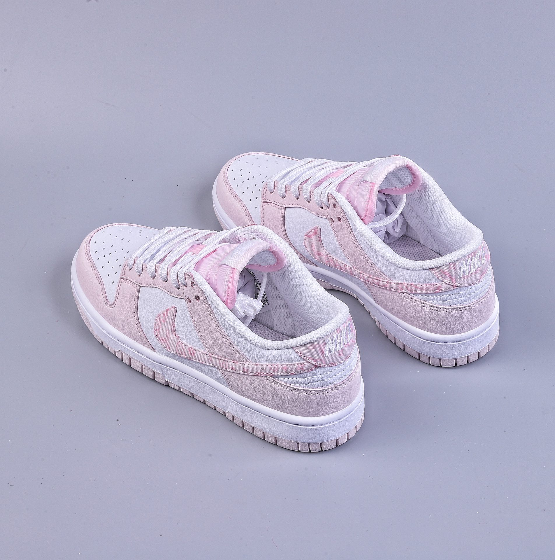 300 Ｃ版Nike SB Dunk Low " Pink Paisley "樱花粉 FD1449-100