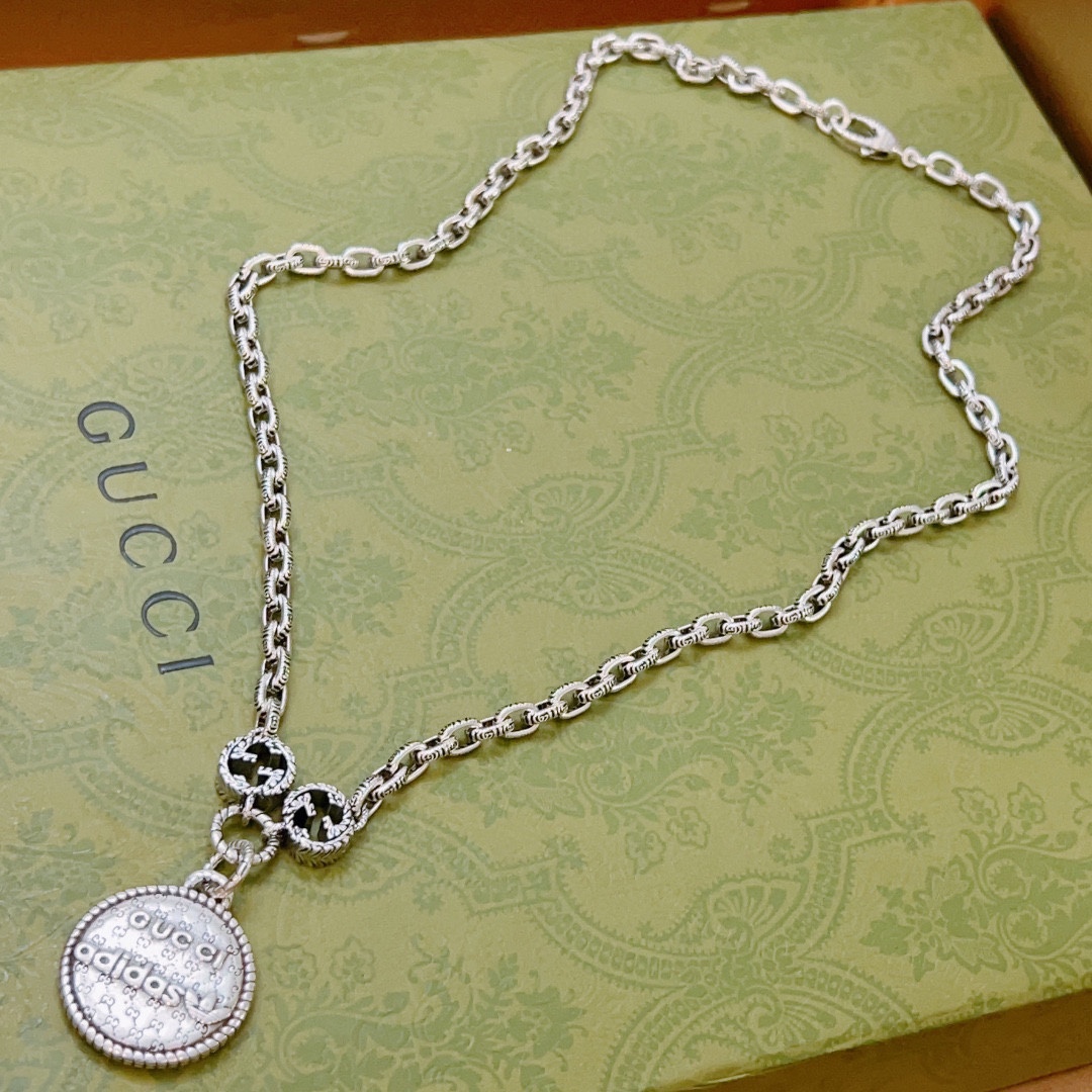 Gucci Jewelry Necklaces & Pendants Vintage Chains