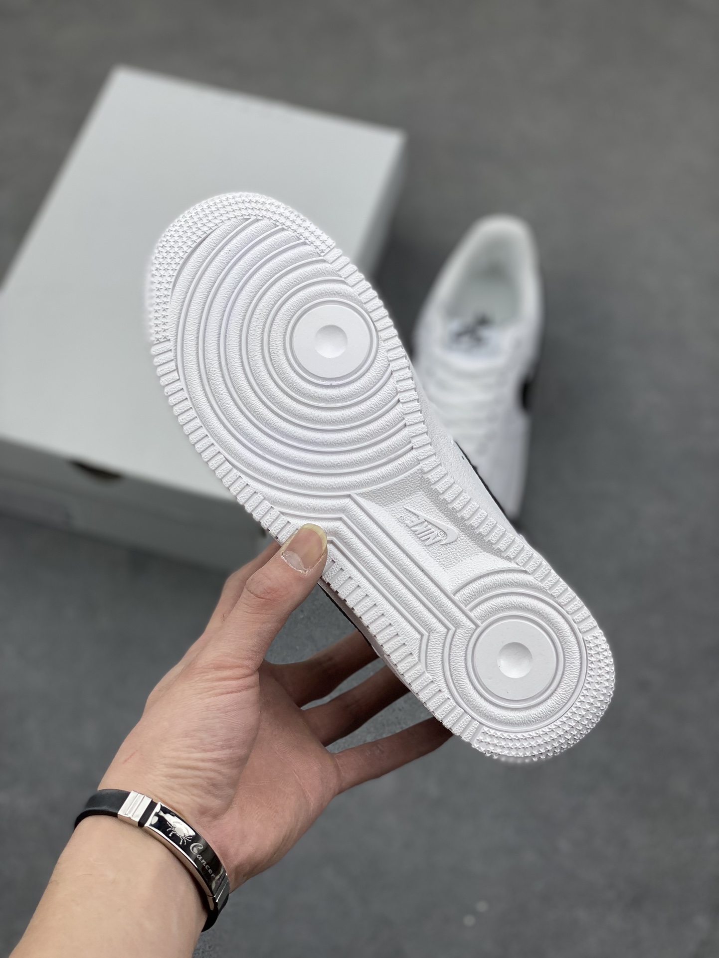 Nike Air Force 1 '07 Low White/Black Classic Sneakers (CT2302-100) 7 i1678668021 2922 5