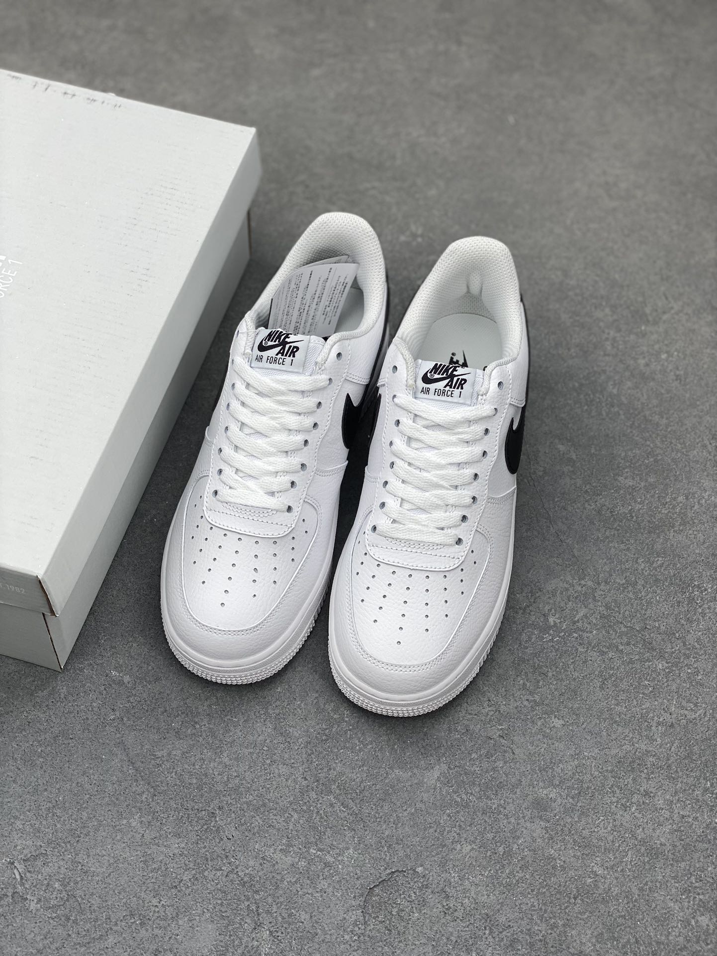 Nike Air Force 1 '07 Low White/Black Classic Sneakers (CT2302-100) 9 i1678668021 617 7