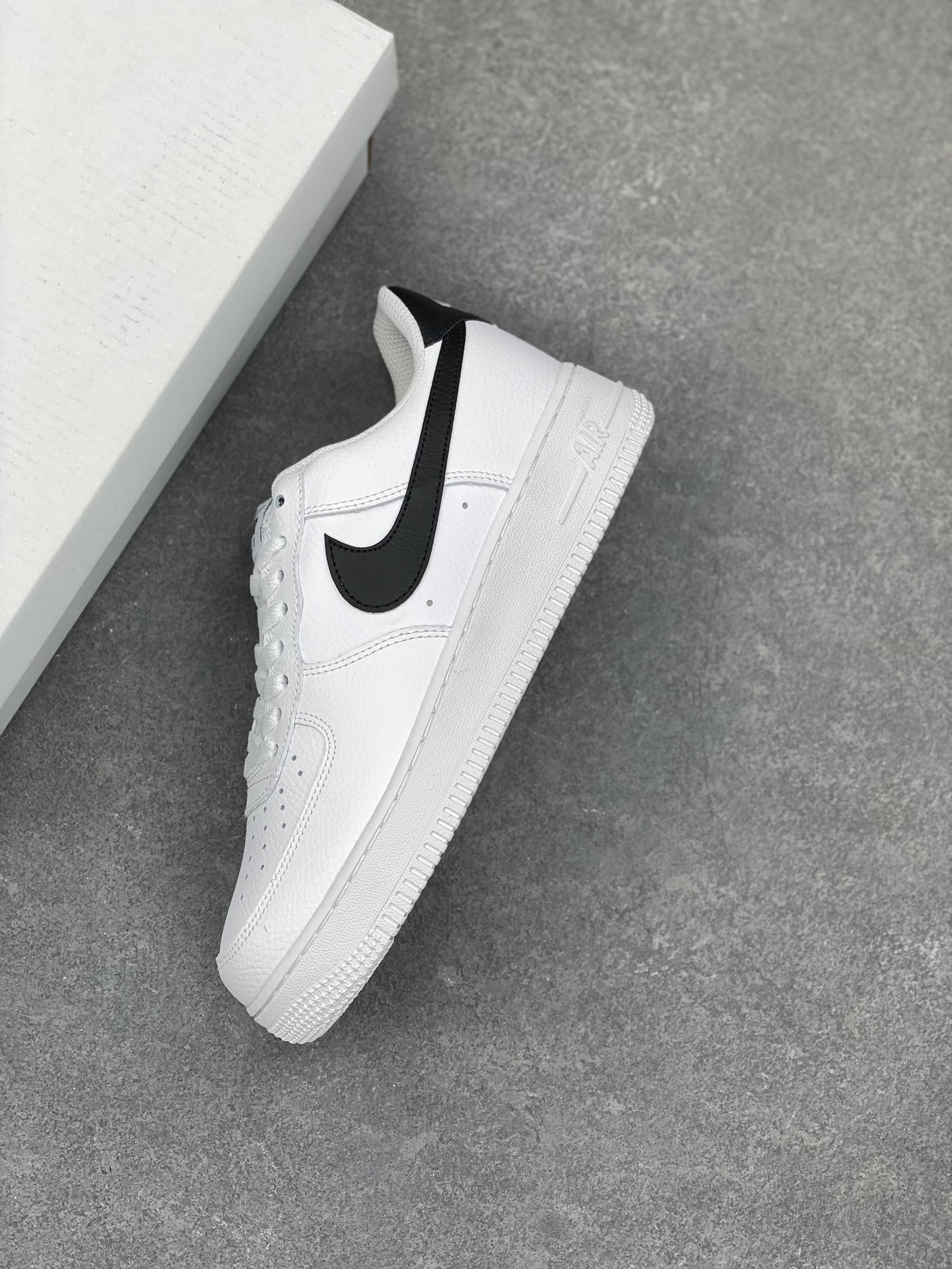Nike Air Force 1 '07 Low White/Black Classic Sneakers (CT2302-100) 8 i1678668021 9709 6