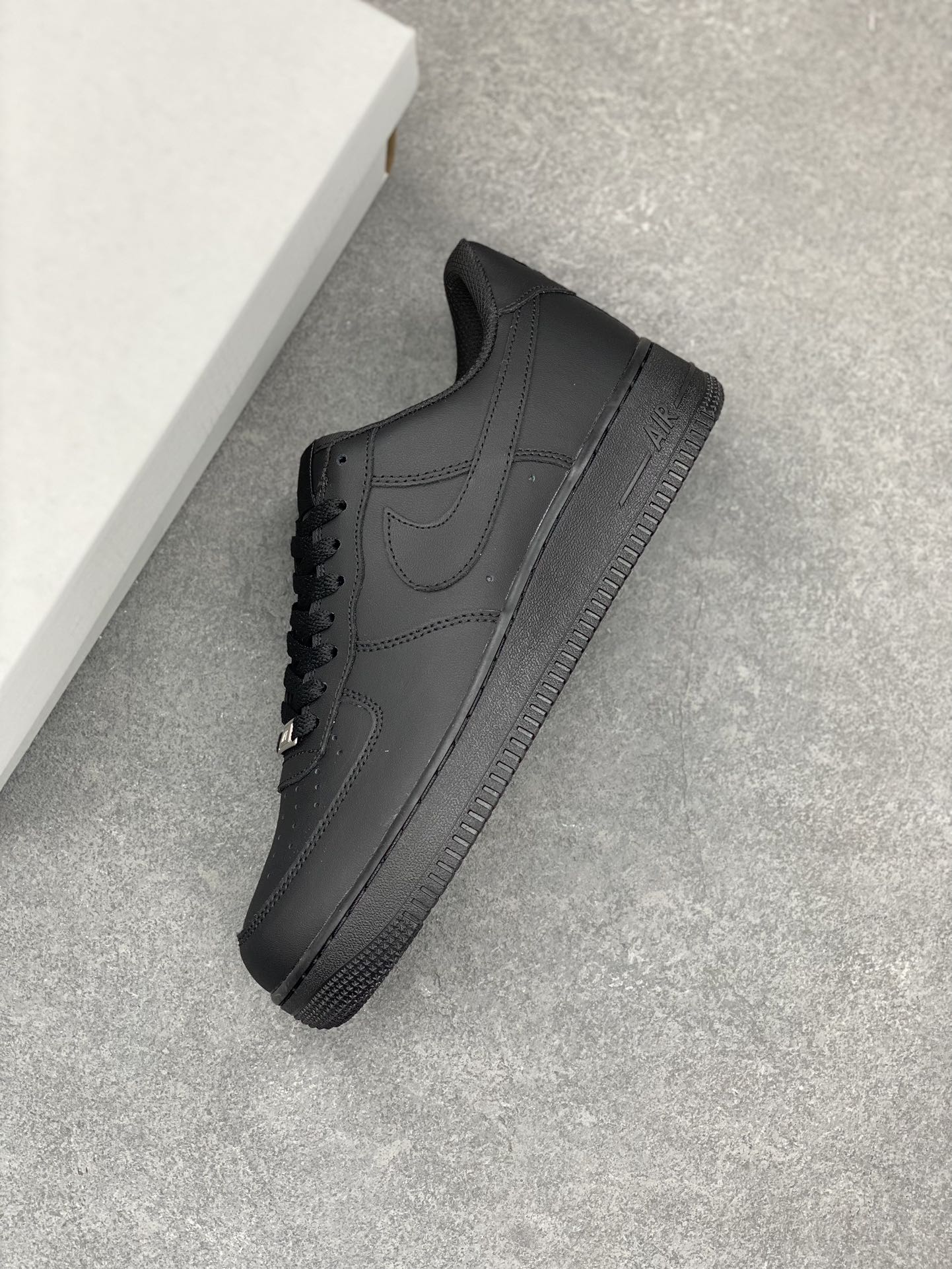 Nike Air Force 1 '07 Low Black Classic Basketball Shoes (Men's) 8 i1678668434 4393 6