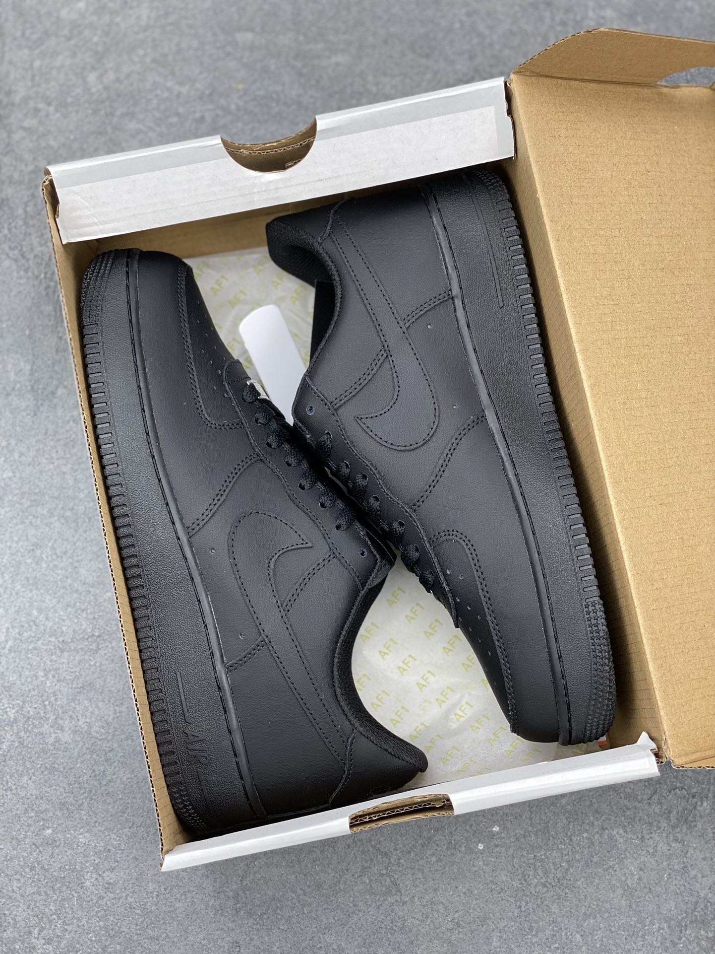 Nike Air Force 1 '07 Low Black Classic Basketball Shoes (Men's) 10 i1678668434 9769 8