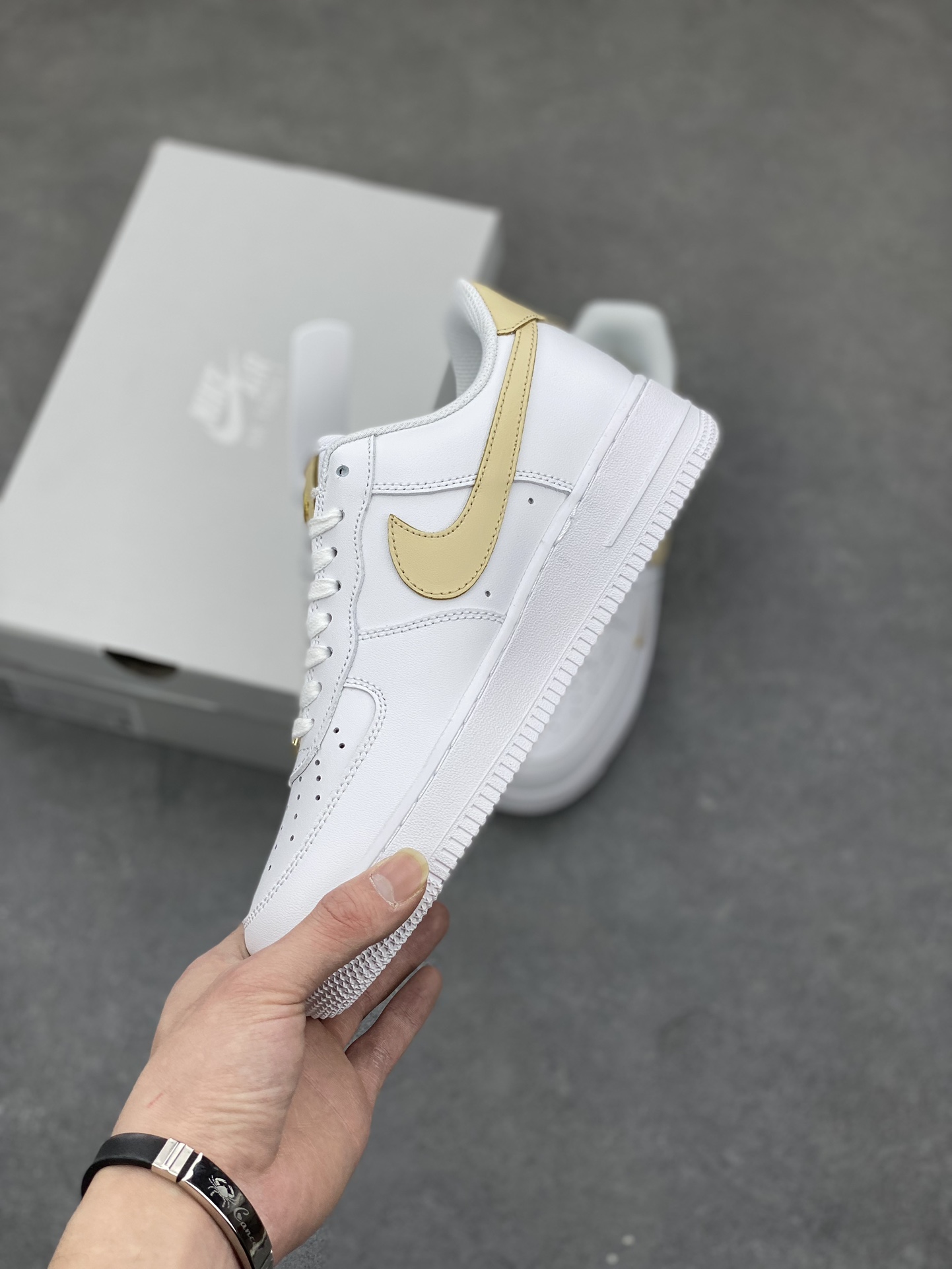 Nike Air Force 1 '07 Low White/Metallic Gold Casual Shoes CZ0270-105 4 i1678668543 4728 2