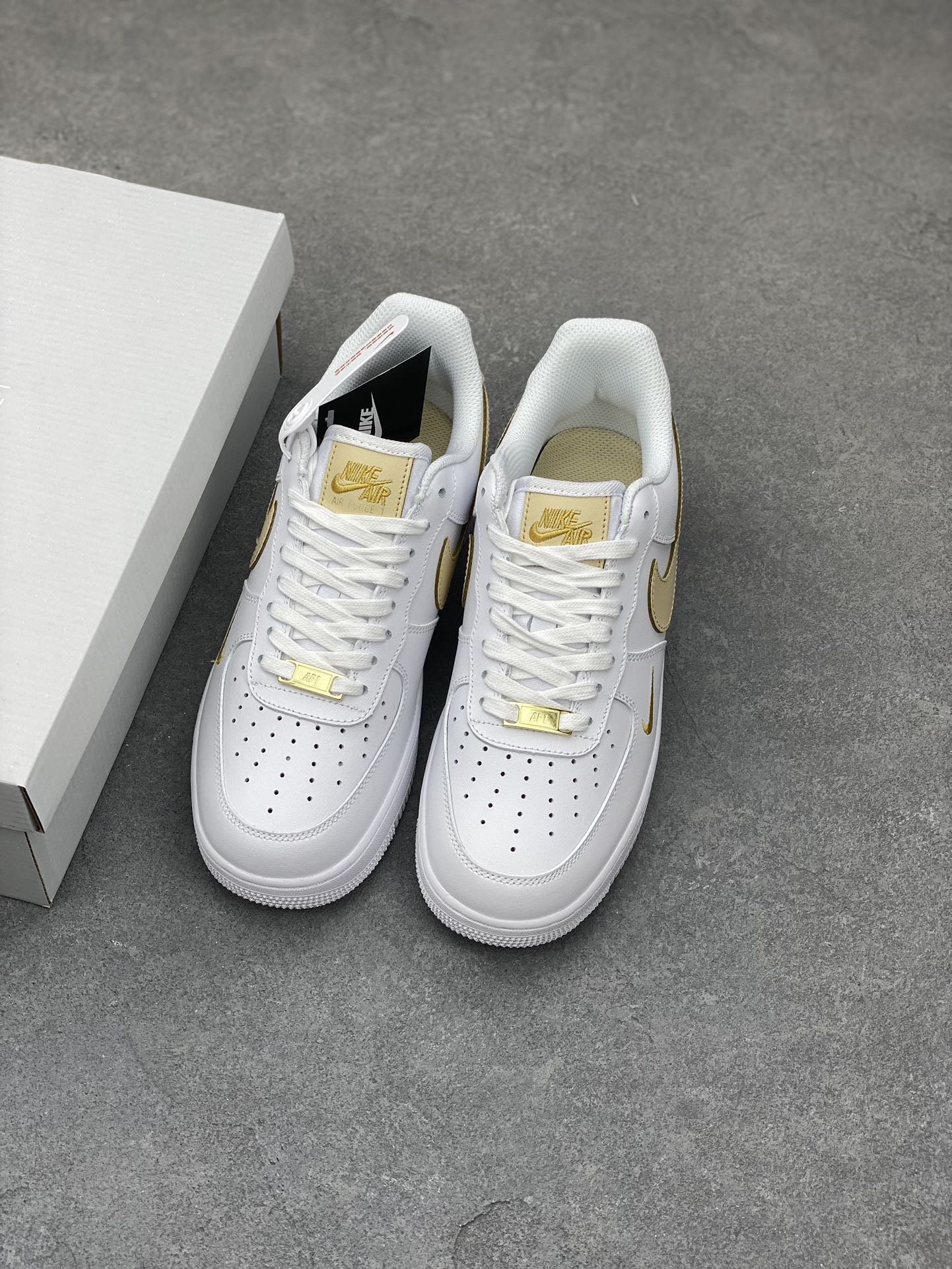 Nike Air Force 1 '07 Low White/Metallic Gold Casual Shoes CZ0270-105 9 i1678668543 9460 7