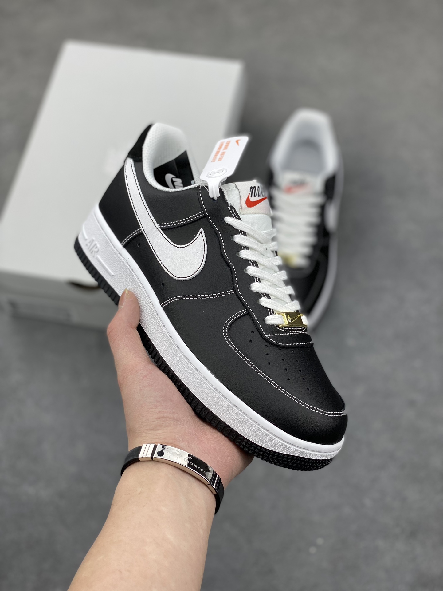 Nike Air Force 1 '07 Low Black/White Casual Sneakers DA8478-001 2 i1678668629 3618 0