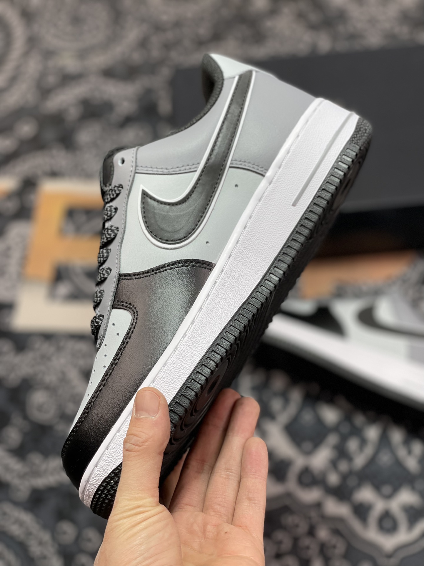 Nike Air Force 1'07 Low ”Black/Wolf Grey” Air Force One classic ”color matching black wolf gray and white stacked hooks” TP5558-756