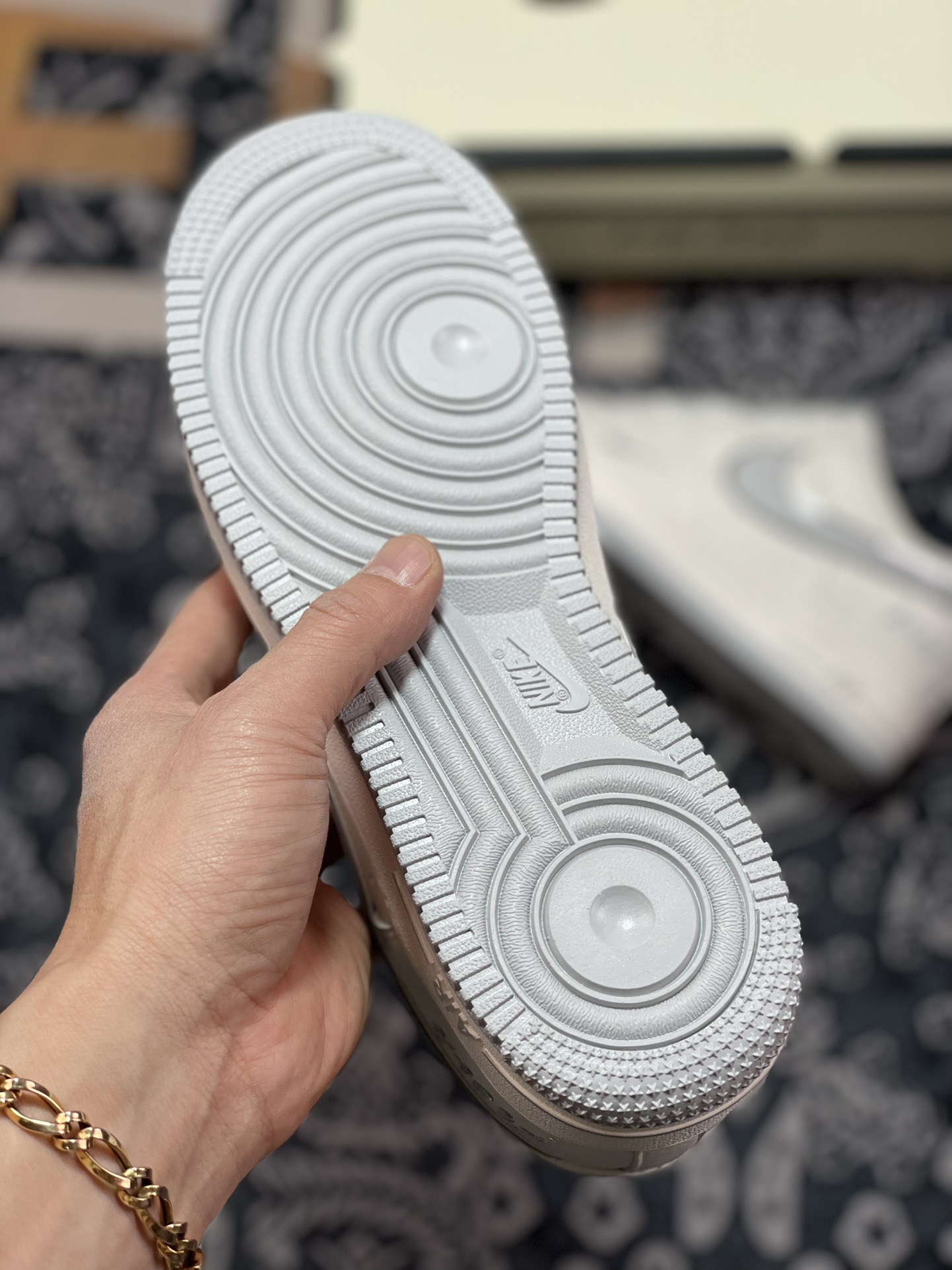 260  Nike Air Force 1’07 Low”White/Grey/Silver”空军一号板鞋“皮革白灰银小钩”BM1996-033
