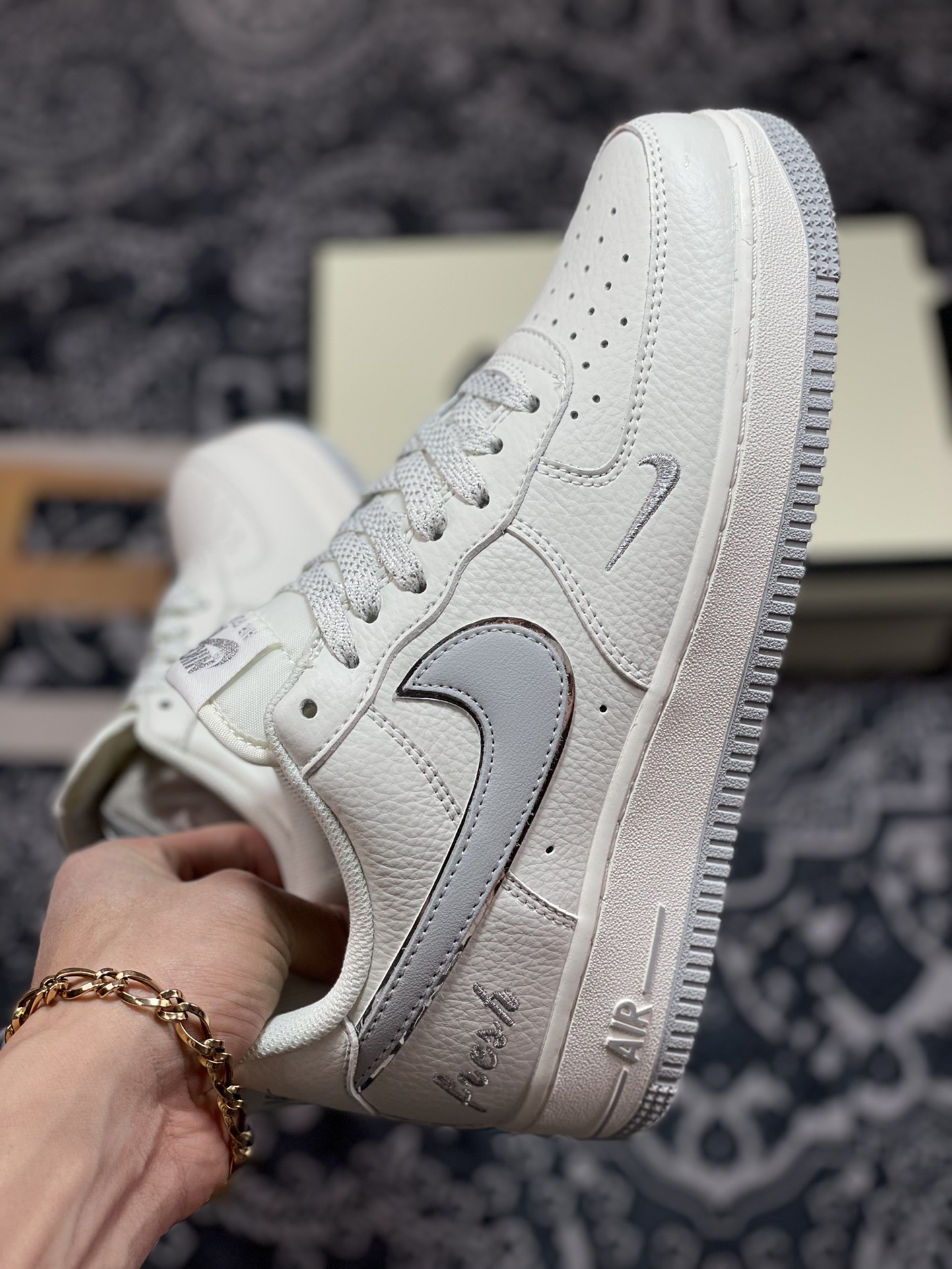 260  Nike Air Force 1’07 Low”White/Grey/Silver”空军一号板鞋“皮革白灰银小钩”BM1996-033