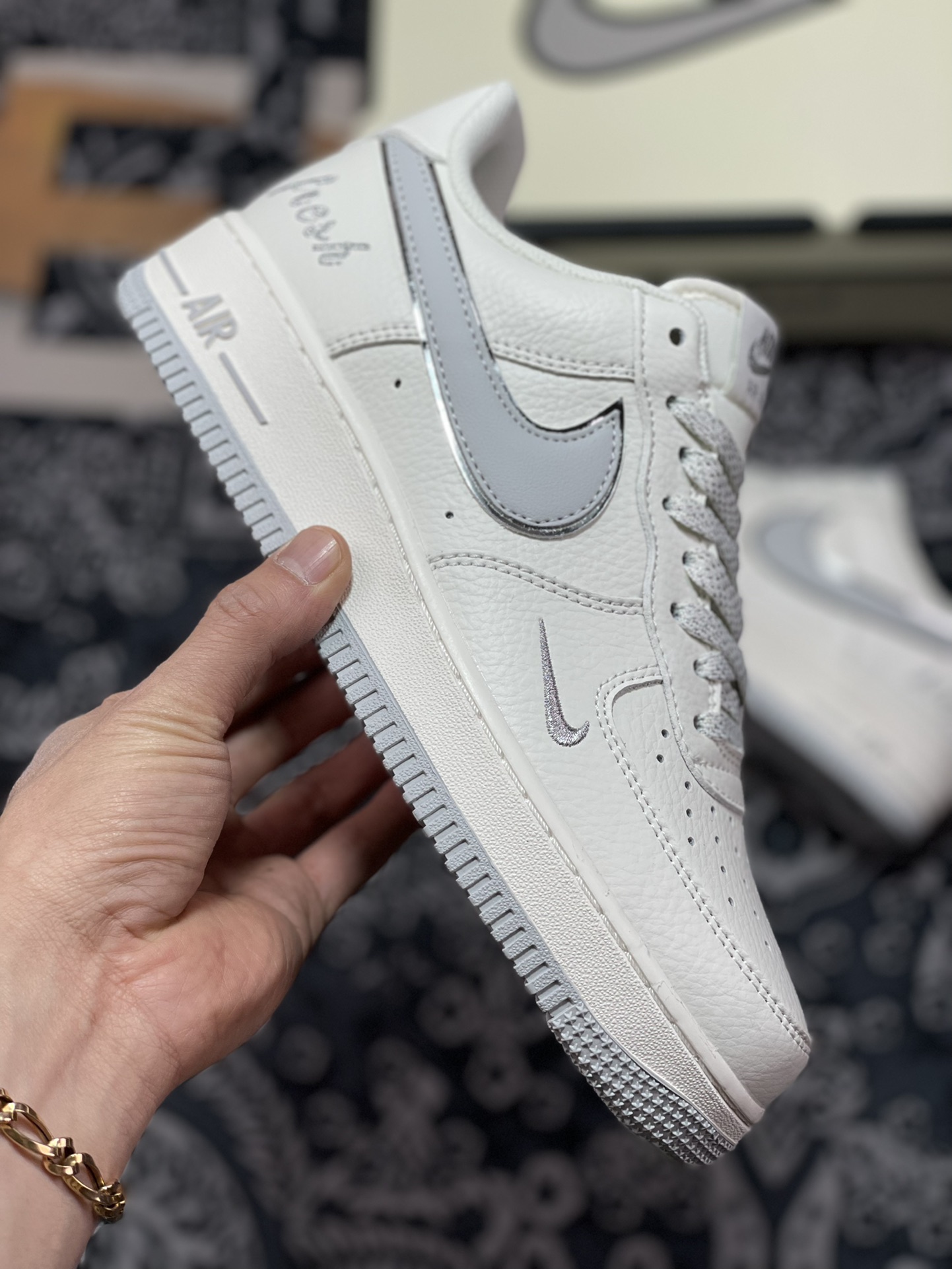 260  Nike Air Force 1’07 Low”White/Grey/Silver”空军一号板鞋“皮革白灰银小钩”BM1996-033
