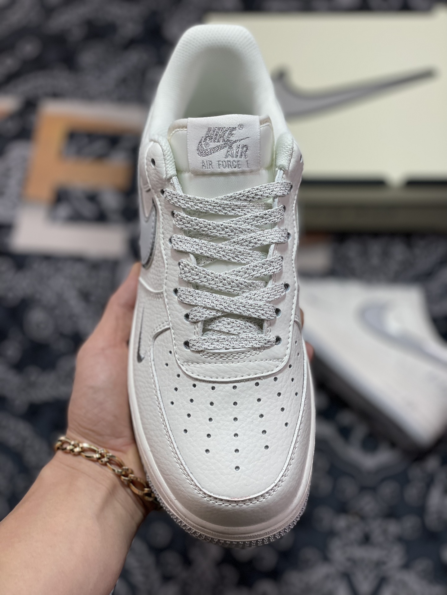 260  Nike Air Force 1’07 Low”White/Grey/Silver”空军一号板鞋“皮革白灰银小钩”BM1996-033