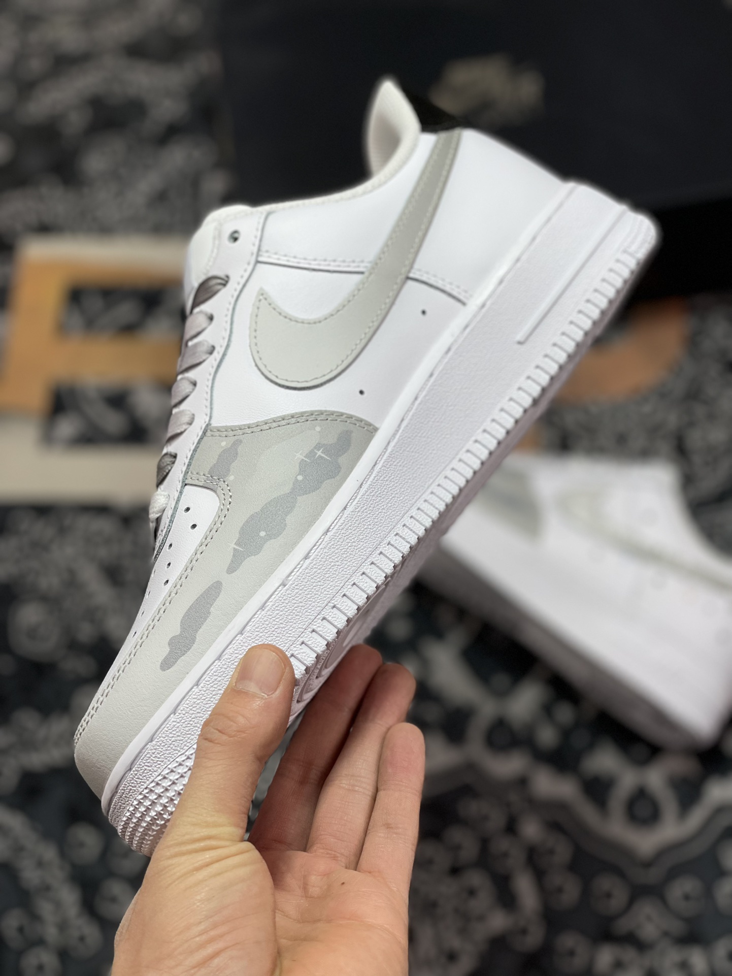 260 Nike Air Force 1 07 LV8 Low”White/Grey/Cloud”空军一号“白灰云朵涂鸦”CW2288-312