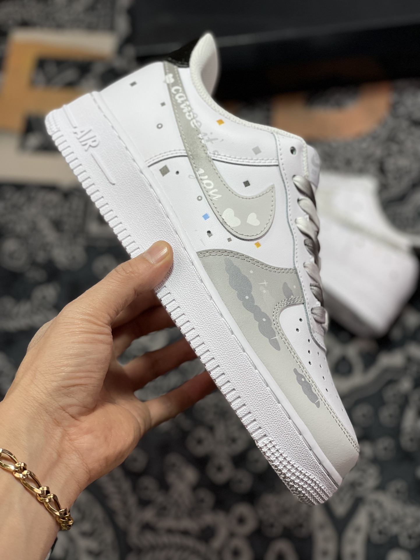 260 Nike Air Force 1 07 LV8 Low”White/Grey/Cloud”空军一号“白灰云朵涂鸦”CW2288-312
