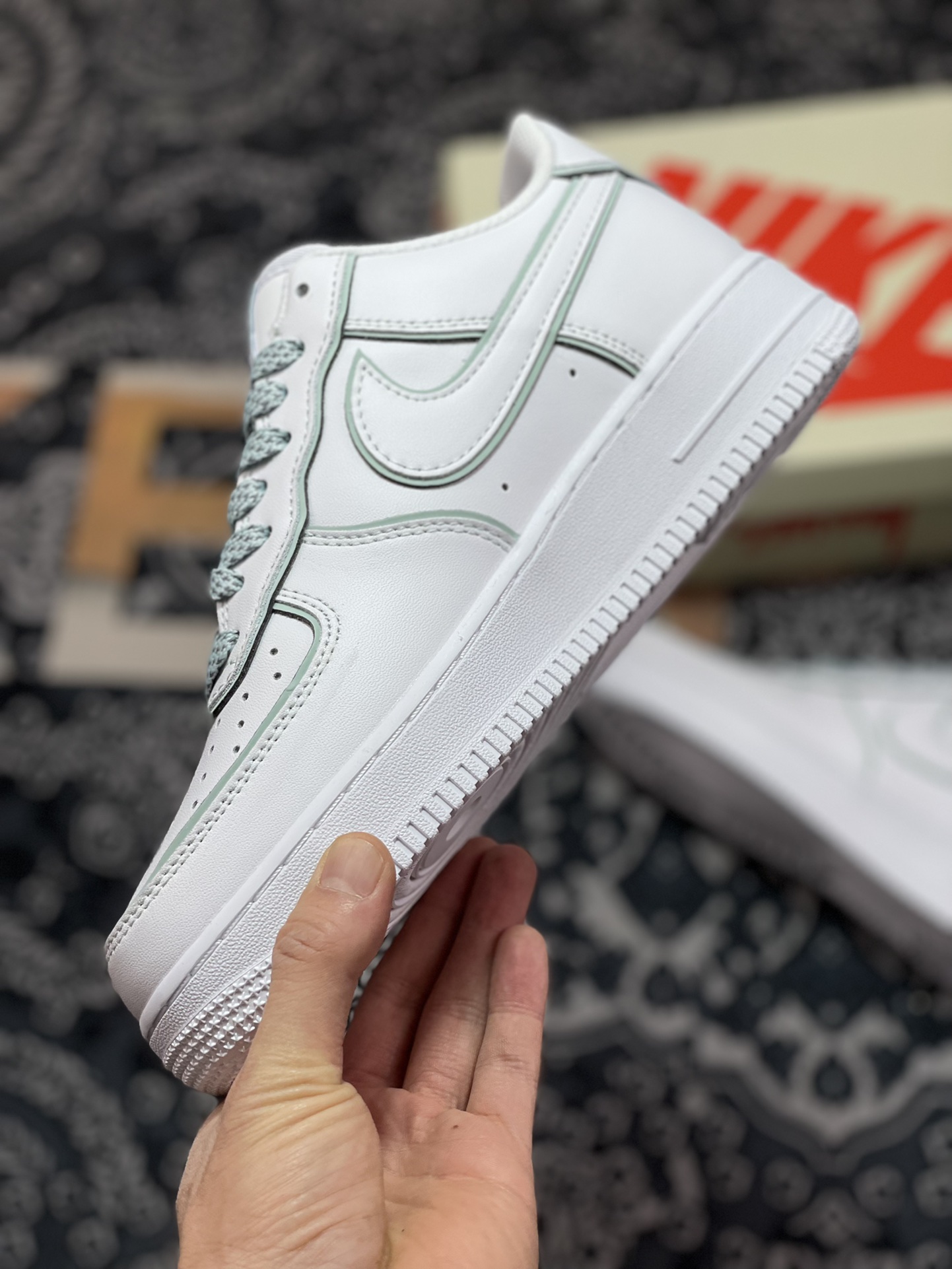 260  Air Force 1 '07 Low 斯图西联名淡绿反光 DT0617-029