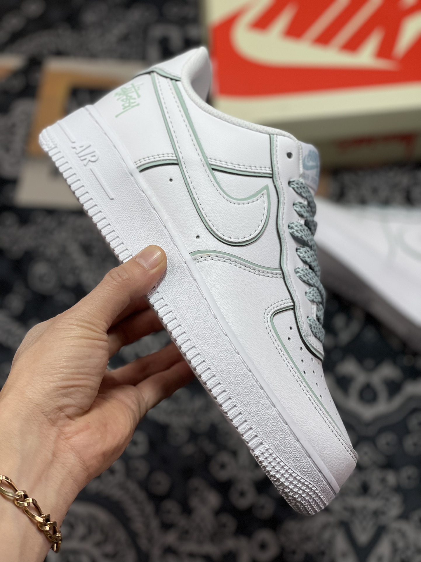 260  Air Force 1 '07 Low 斯图西联名淡绿反光 DT0617-029