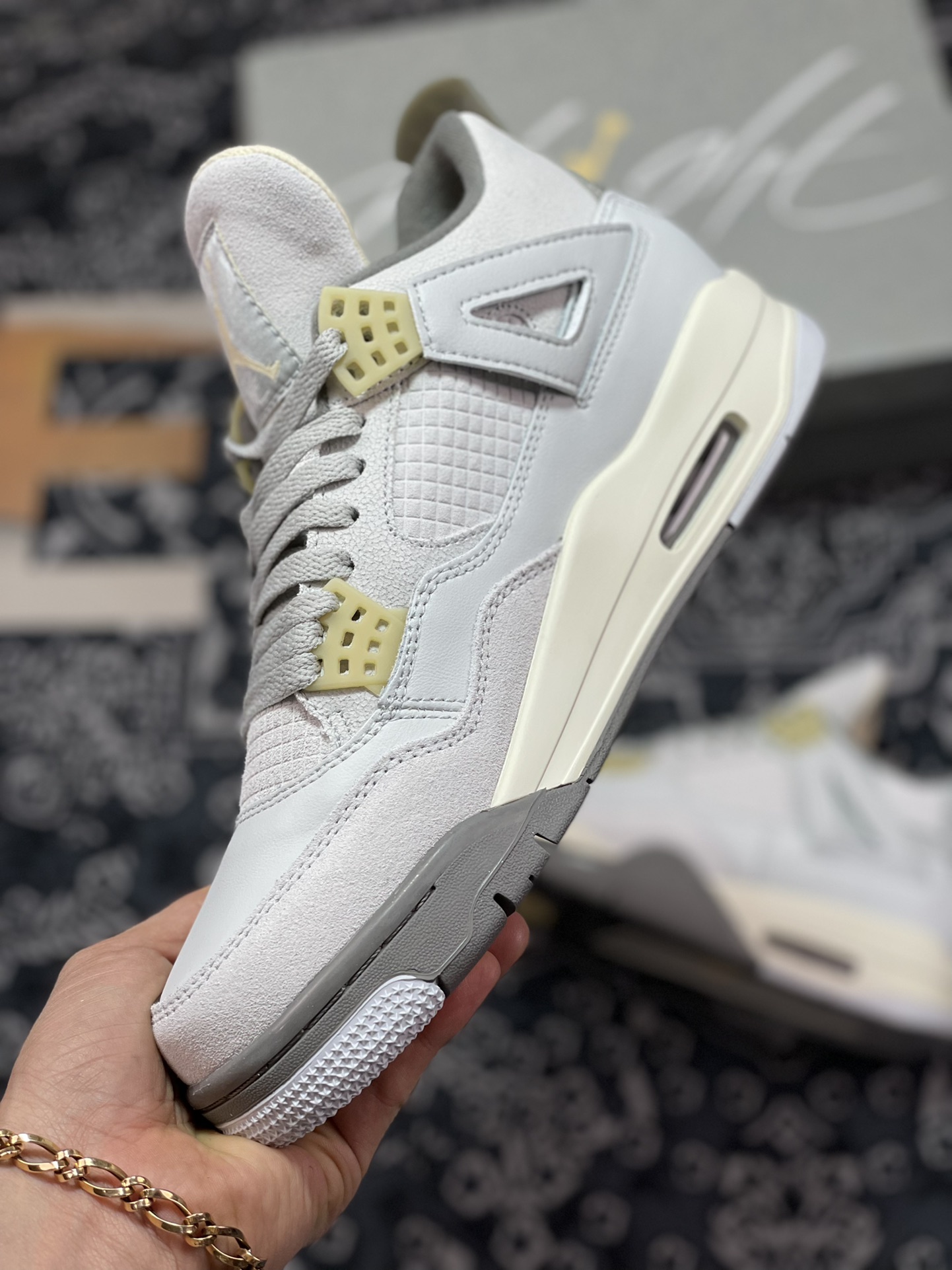 260 Air Jordan 4 Retro SE Craft”Photon Dust”AJ4代中帮篮球鞋“复古灰麂皮”DV3742-021